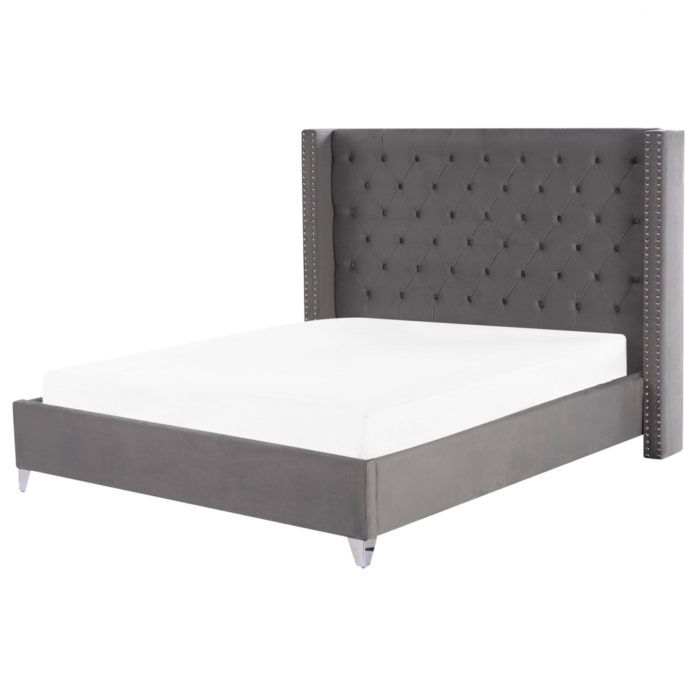 foto del prodotto letto a doghe velluto grigio imbottito poggiatesta trapuntato borchie 180 x 200 cm glam design