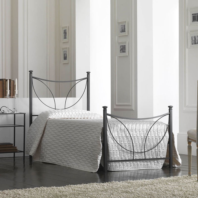 foto del prodotto letto in ferro singolo con pediera tulipano nero 92x208x h117 cm