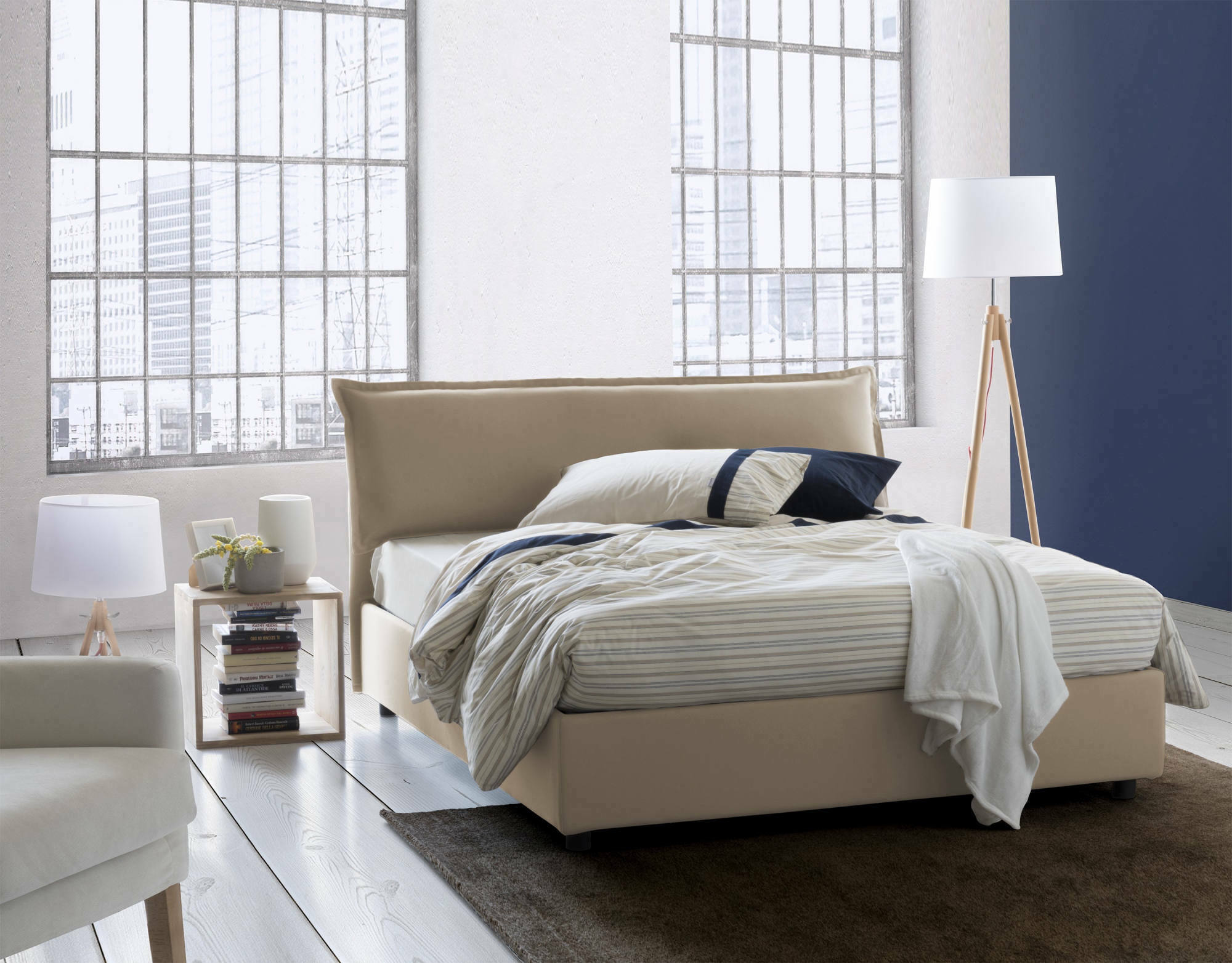foto del prodotto letto matrimoniale amilcare, letto contenitore sfoderabile con testiera e giroletto contenitore imbottiti, made in italy, con materasso 160x190 cm incluso, beige