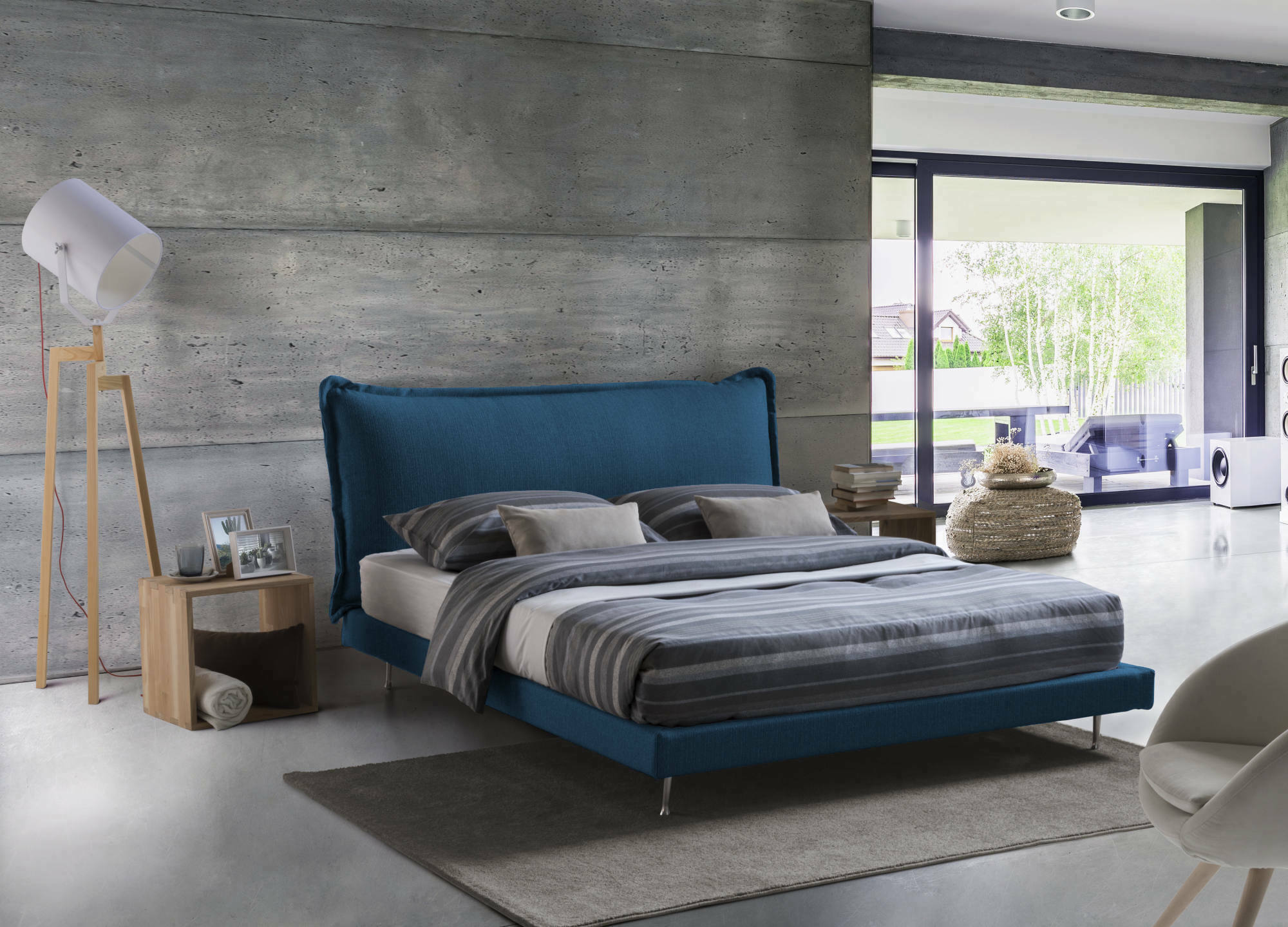 foto del prodotto letto matrimoniale arcore, letto fisso con rivestimento e testata in tessuto, made in italy, apertura frontale, adatto per materasso 160x190 cm, blu