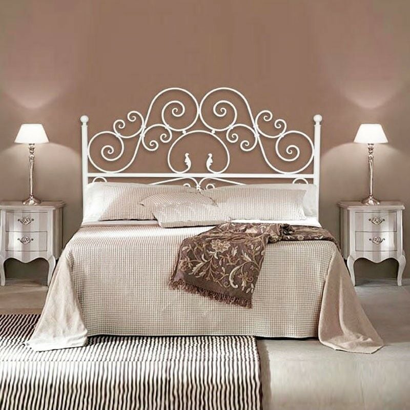 foto del prodotto letto matrimoniale con testiera in ferro bianco con contenitore 170x202xh.135 cm
