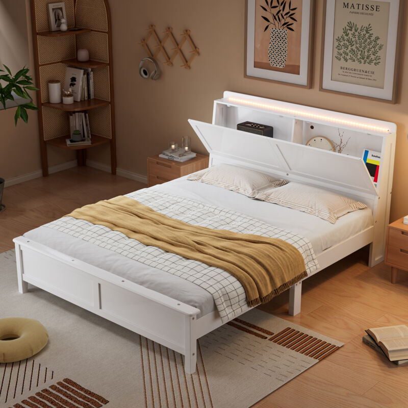 foto del prodotto letto matrimoniale, ripiano aperto, vano portaoggetti con anta a ribalta, con striscia di luce ambientale, striscia di luce gialla calda, letti