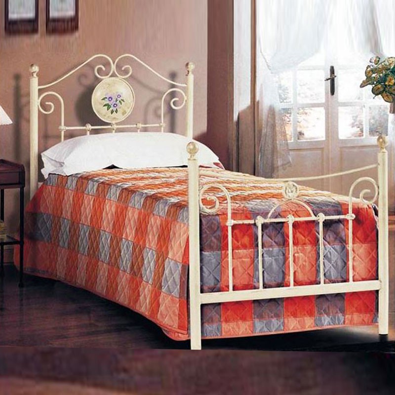 foto del prodotto letto singolo in ferro battuto lavorato colore avorio 90x202xh.110 cm