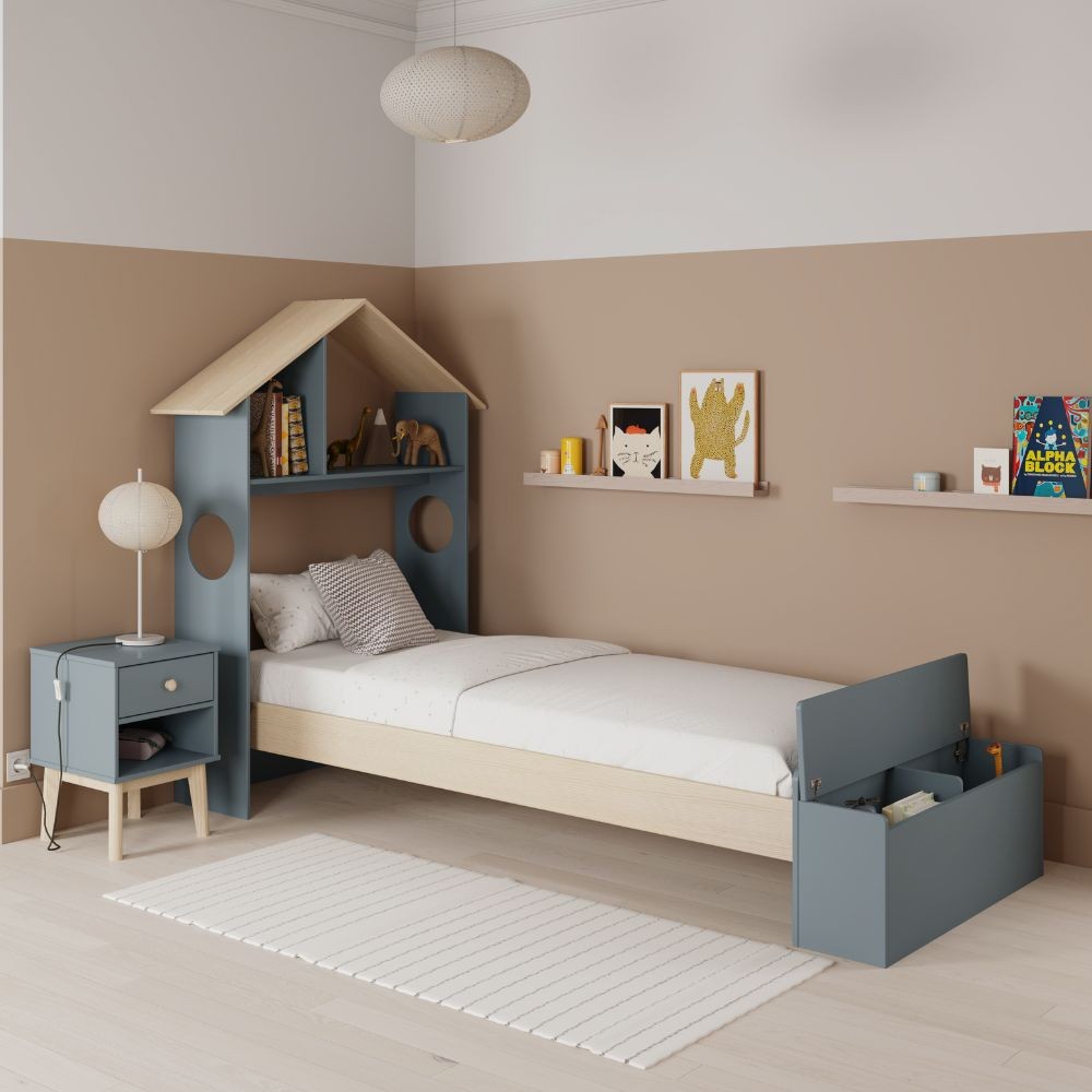 foto del prodotto letto singolo odessa in legno massiccio con testiera a casetta e pediera contenitore verde cachi e pino 216,5x128,5x153h