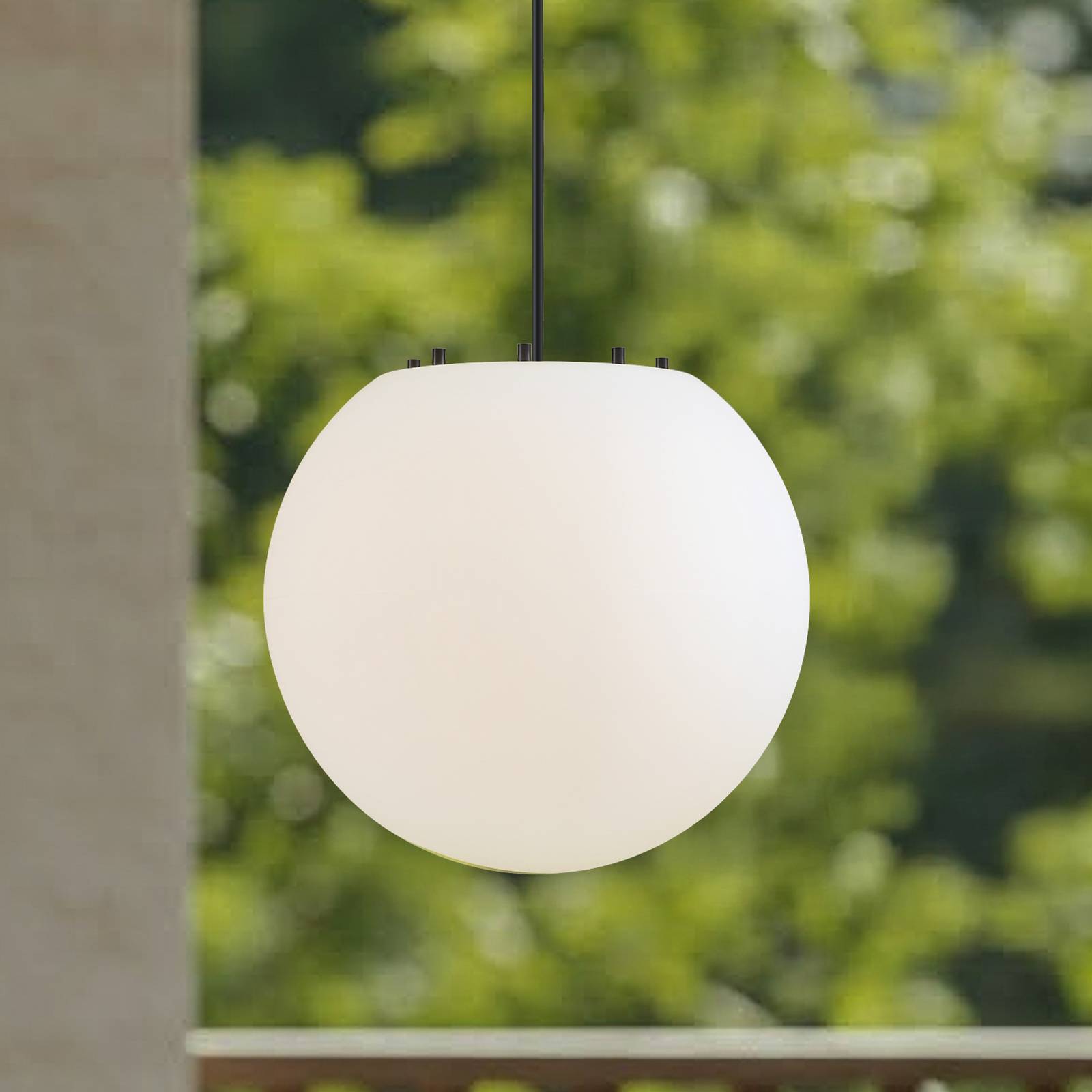 foto del prodotto lindby alea in bianco da plastica