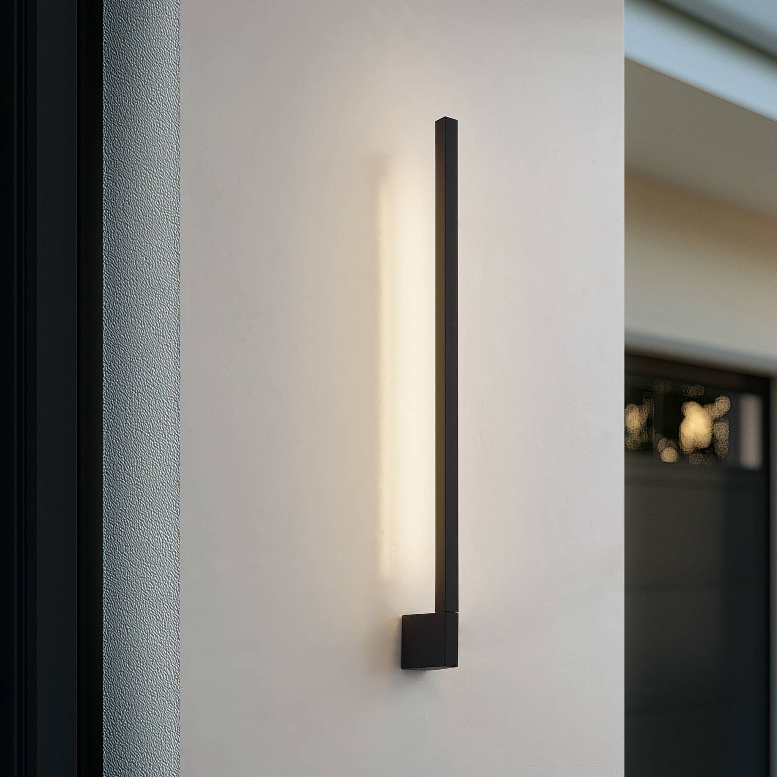 foto del prodotto lindby applique a led neano, 80 cm, nero, metallo, ip54