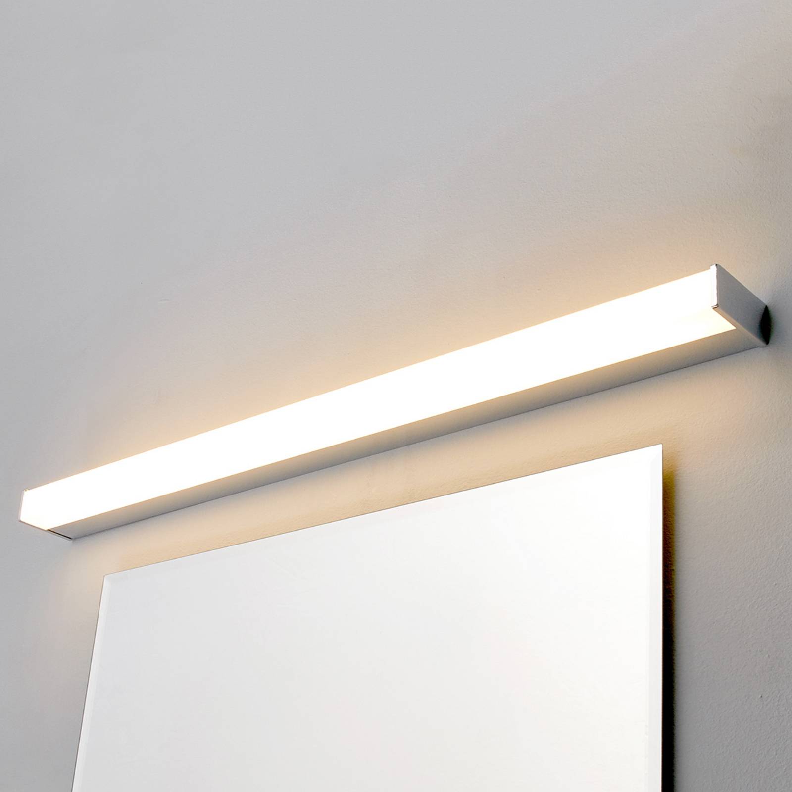 foto del prodotto lindby applique a led philippa, angolare, 89 cm, cromo, ip44