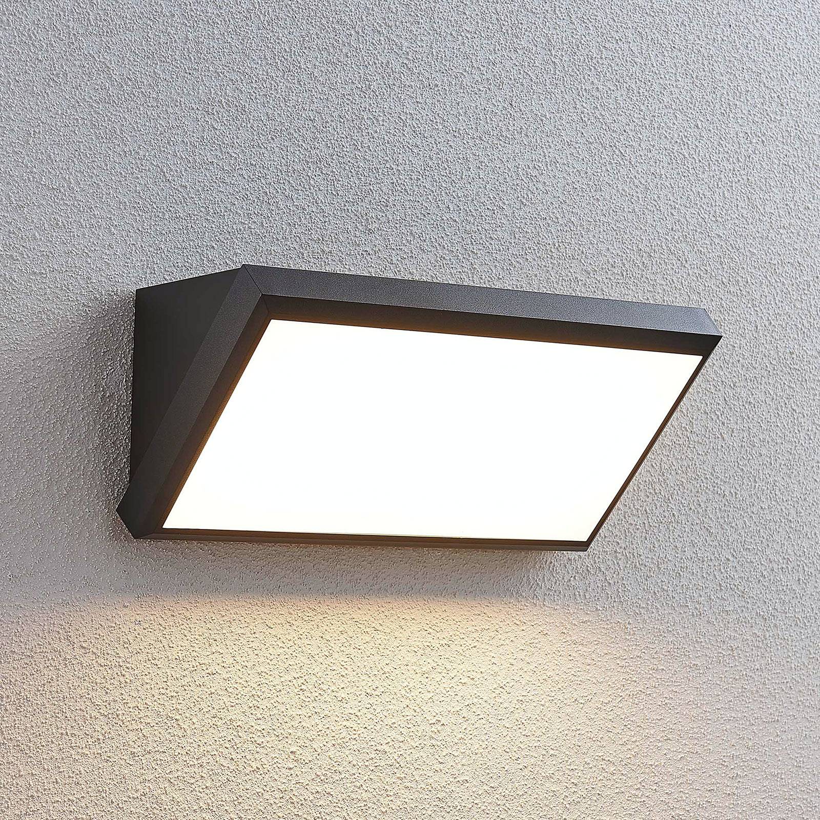 foto del prodotto lindby applique da esterni led, sensore, ip65, grigio scuro