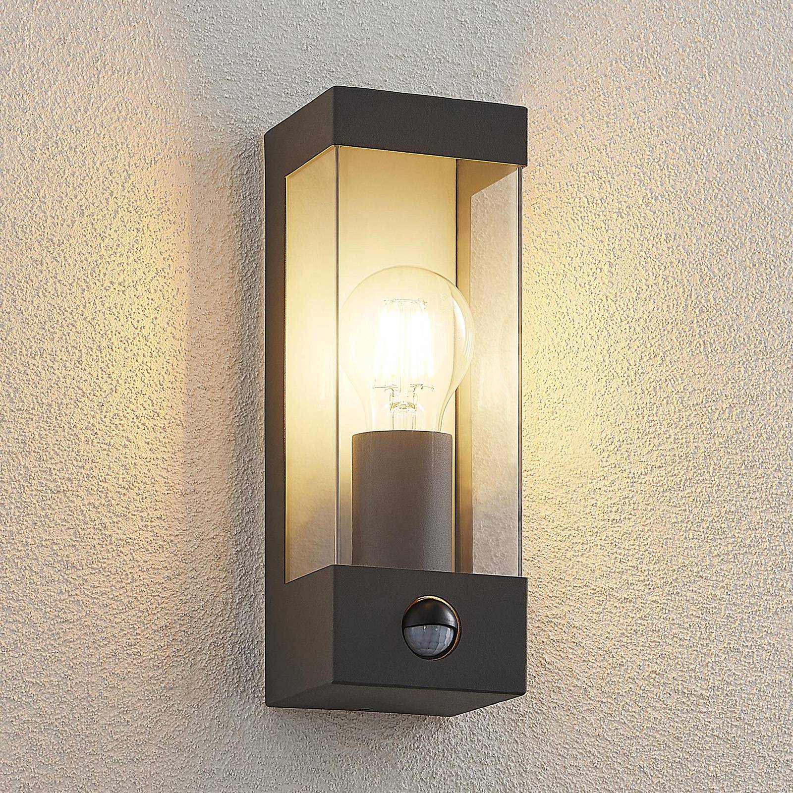 foto del prodotto lindby applique da esterno tilian, sensore, altezza 25 cm, antracite