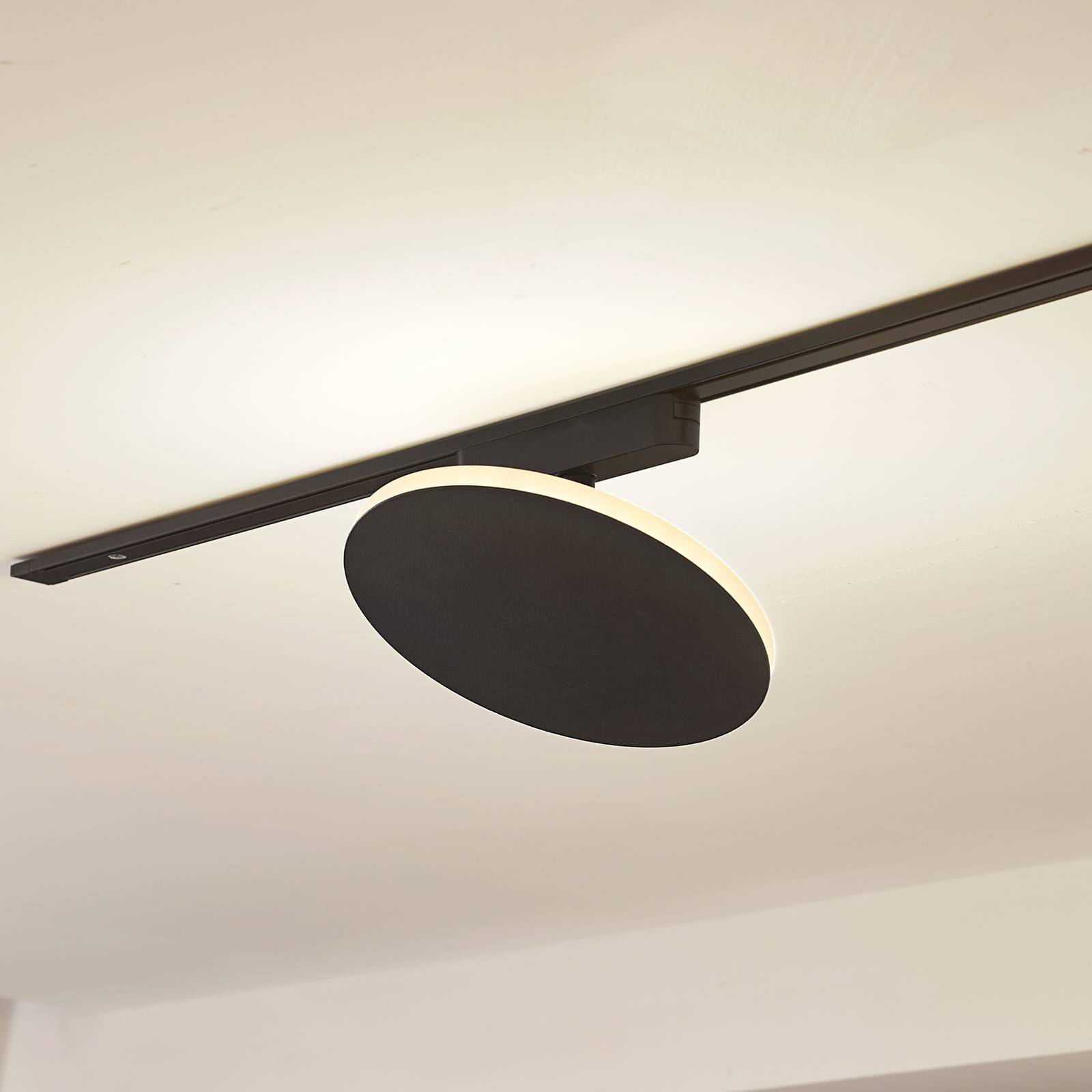 foto del prodotto lindby lampada a binario led lumaro, nero, alluminio, 48v, dimmerabile