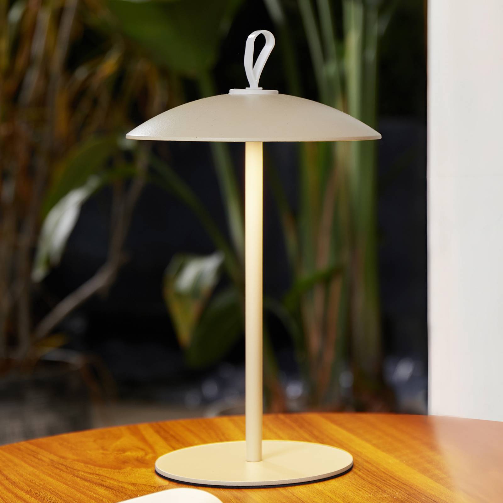 foto del prodotto lindby lampada da tavolo led a batteria kanani, beige, dimmerabile