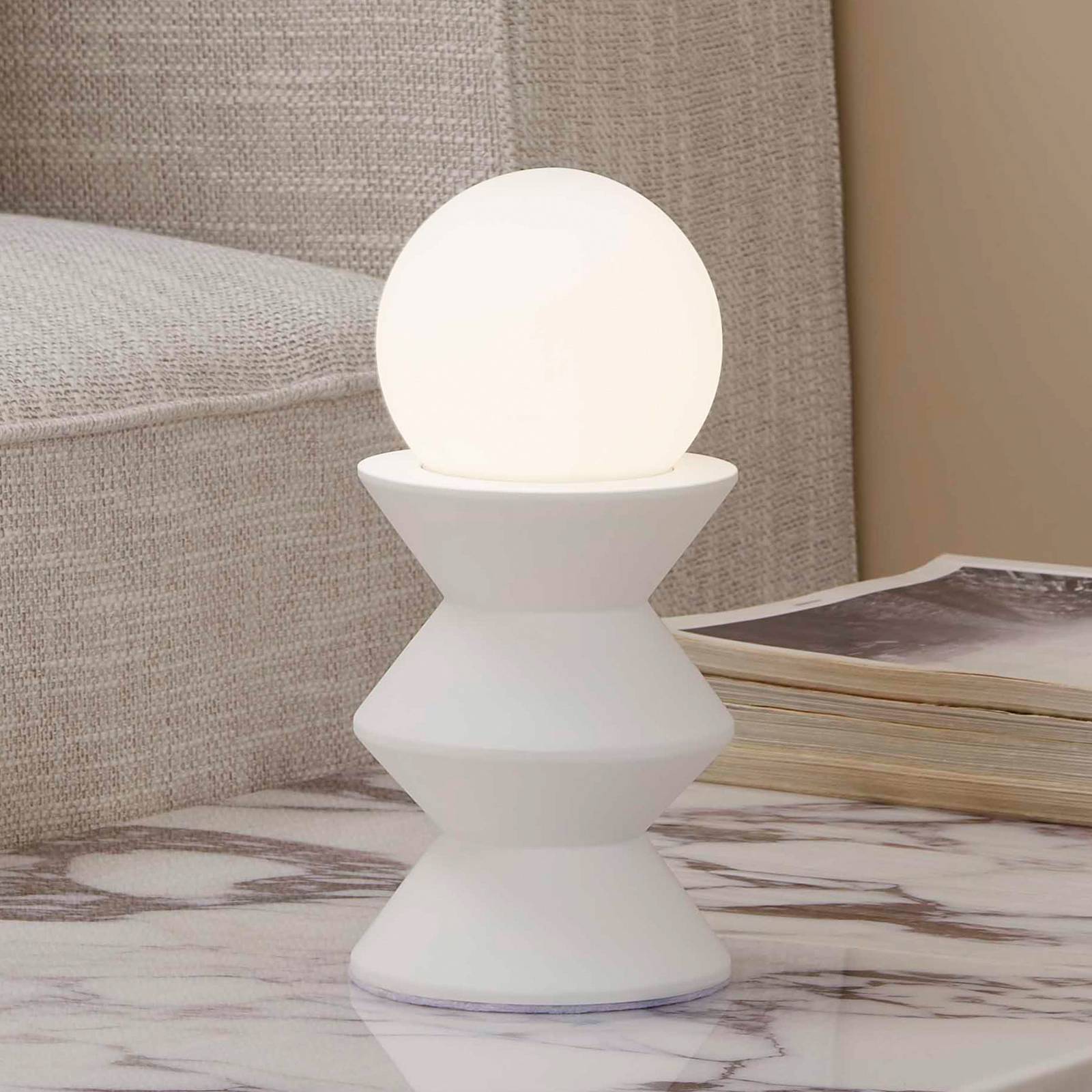 foto del prodotto lindby lampada da tavolo nielson, bianco, altezza paralume 9 cm, gesso