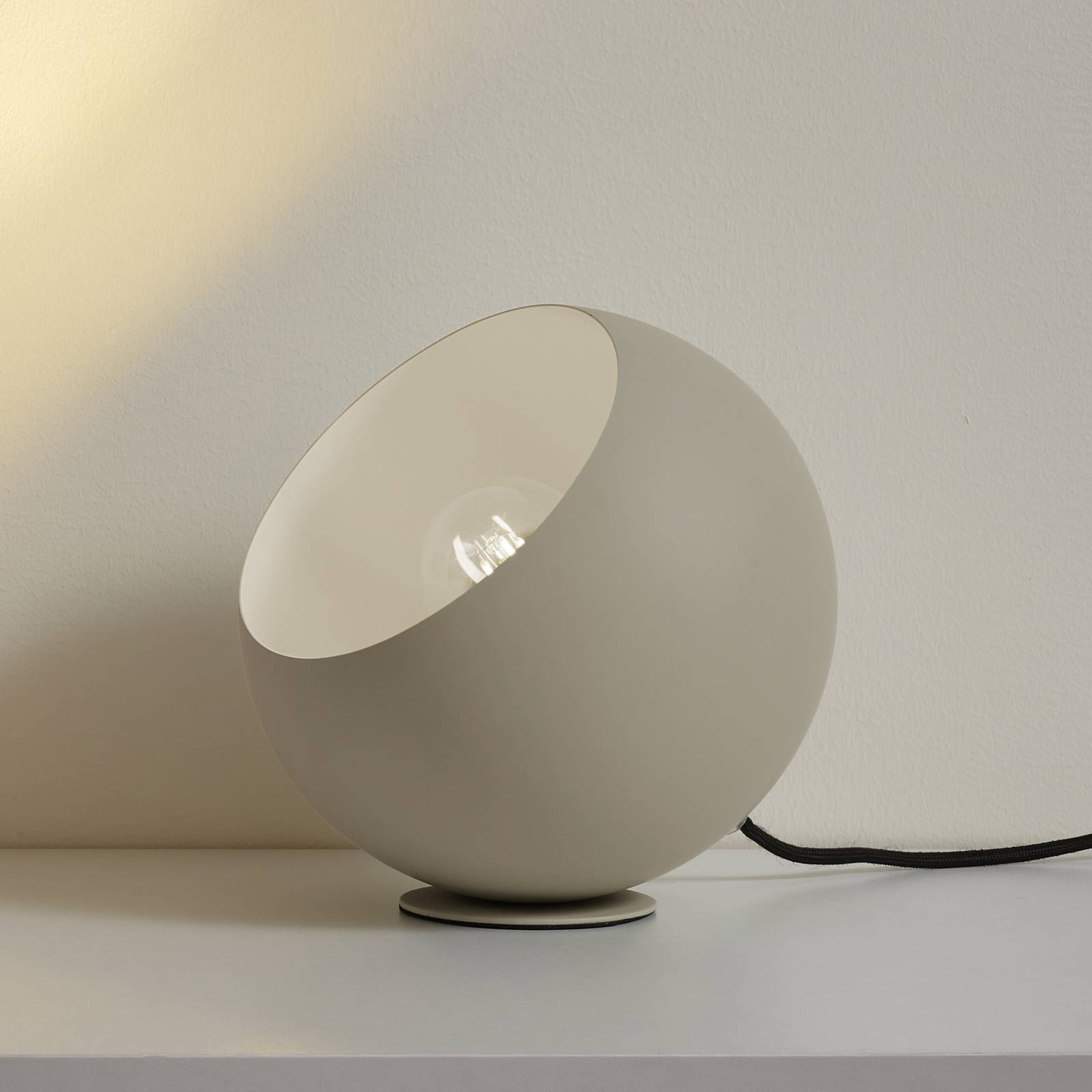 foto del prodotto lindby lampada da tavolo solomia, beige, ferro, 20 cm