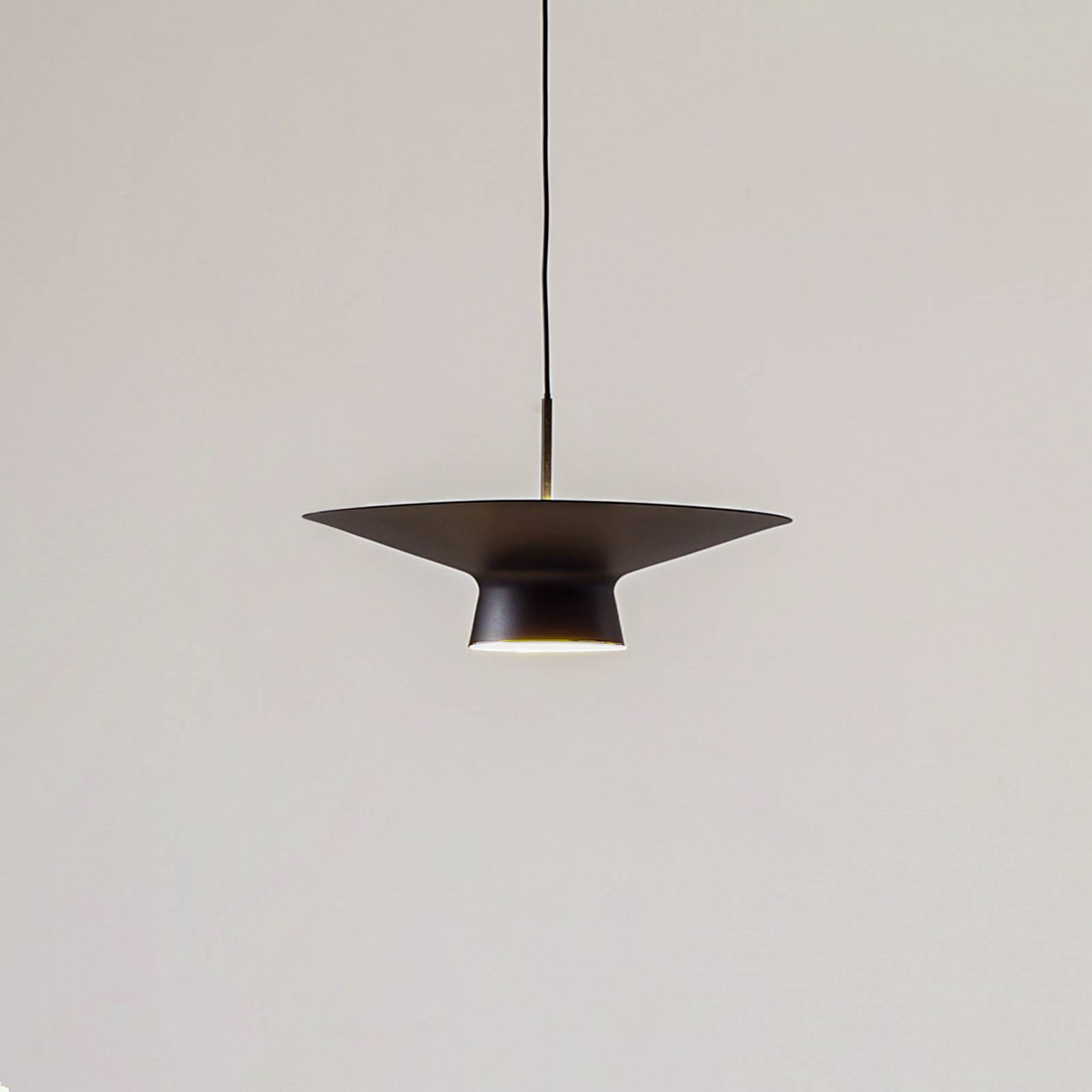 foto del prodotto lindby lampada led a sospensione norvind, a 2 luci, nero, metallo