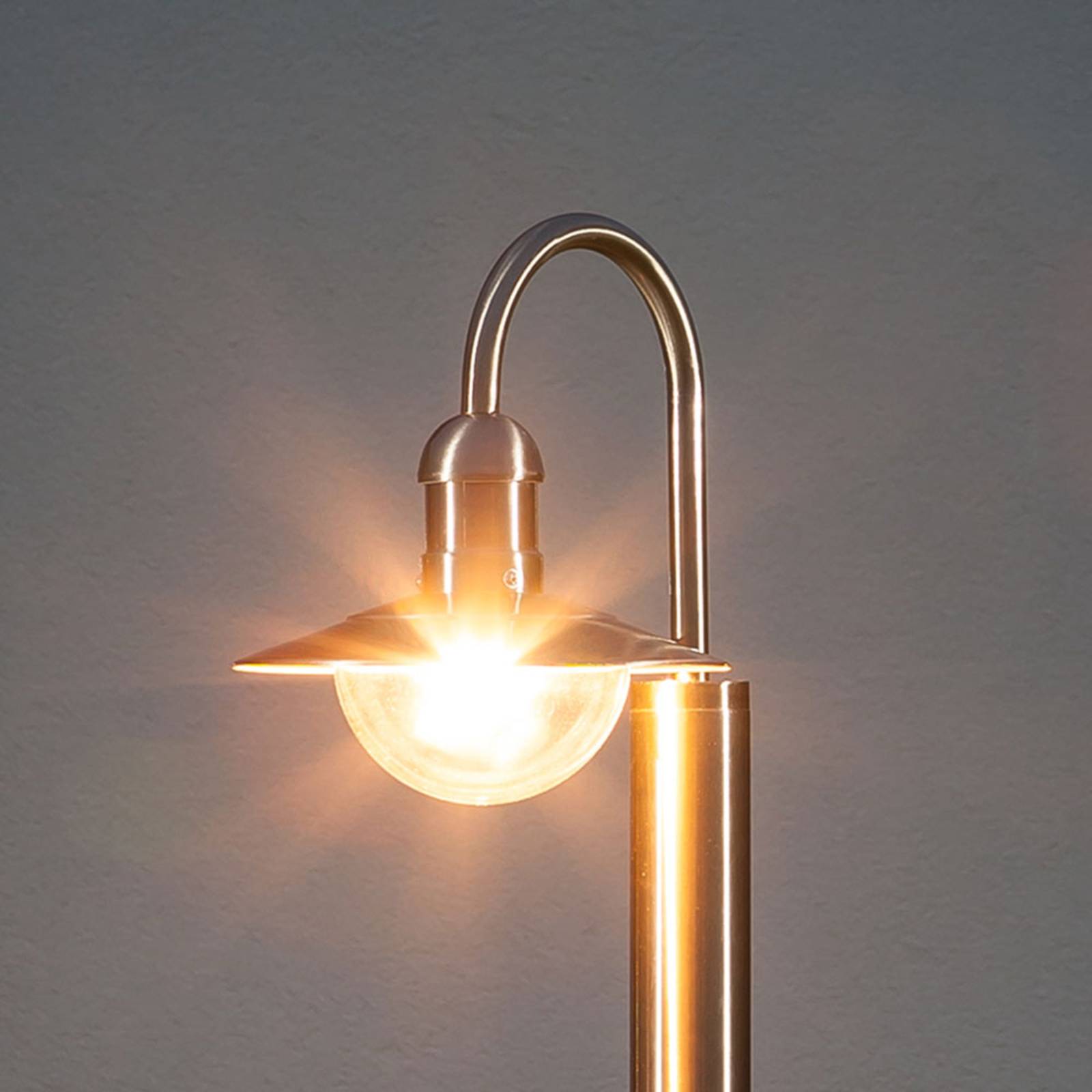 foto del prodotto lindby lampione damion, 140 cm, acciaio inox, e27, ip44