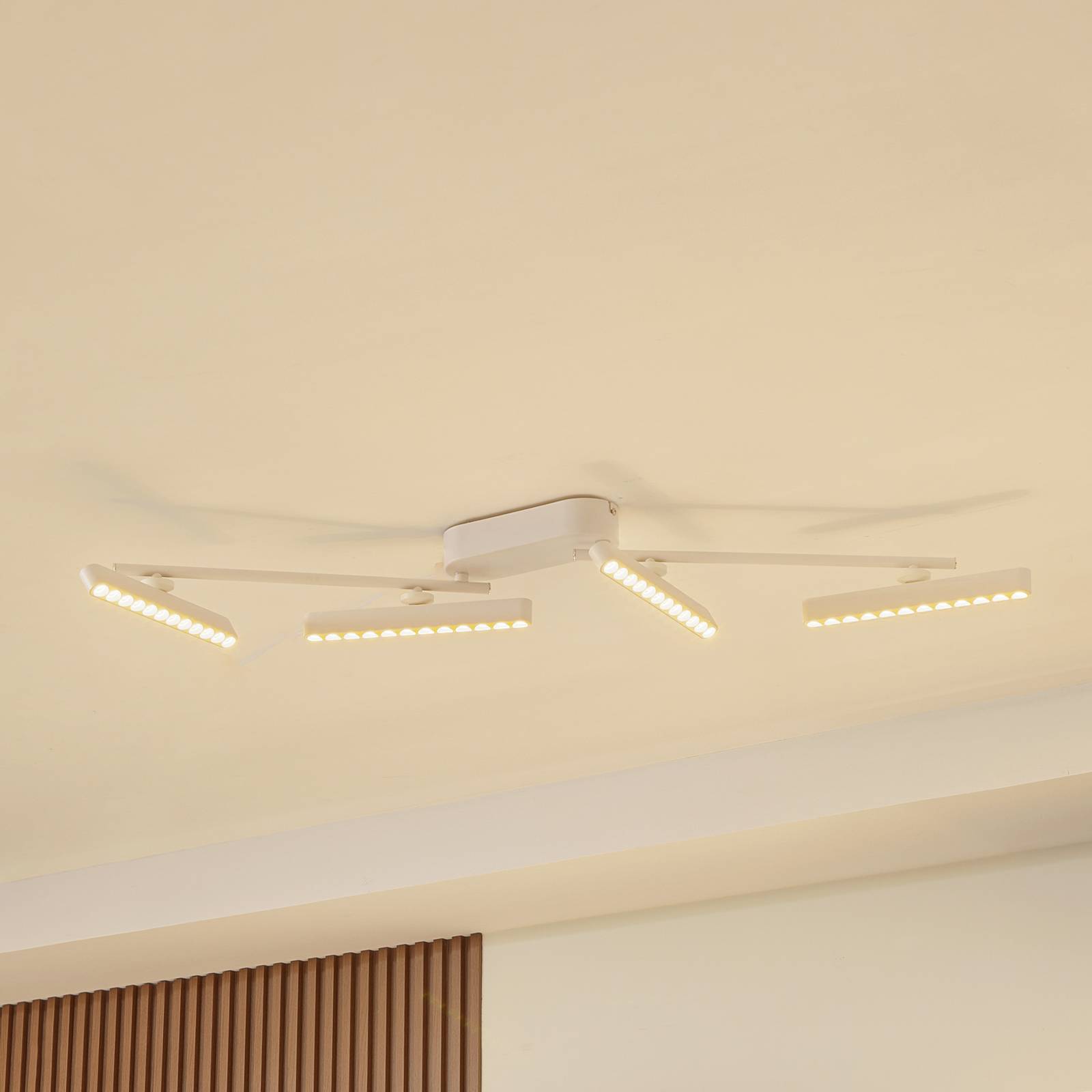 foto del prodotto lindby led eldrin in bianco da metallo