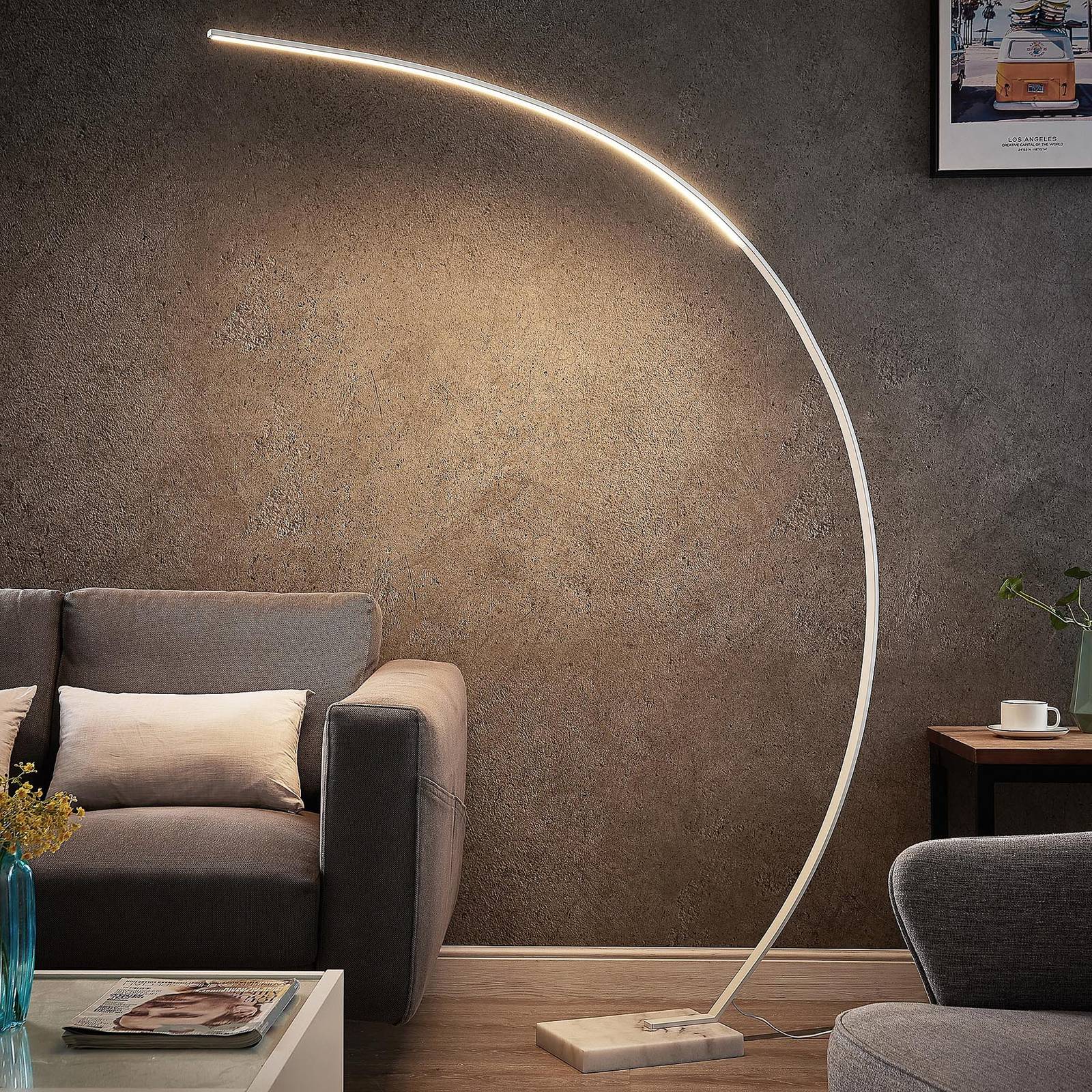 foto del prodotto lindby led lampada da terra ad arco kendra, bianco, alluminio, altezza 180cm