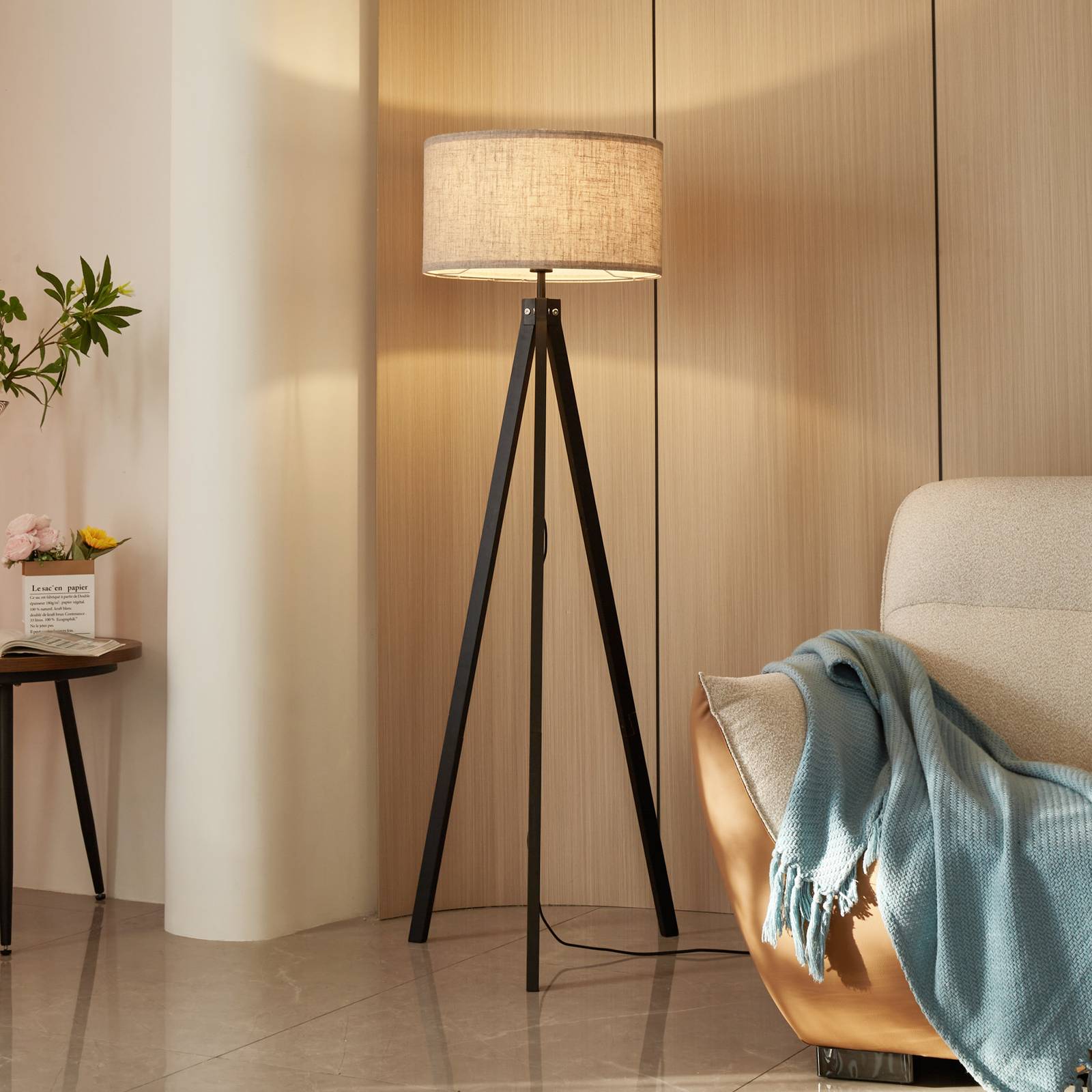 foto del prodotto lindby piantana herry, nero, legno, treppiede, 153 cm