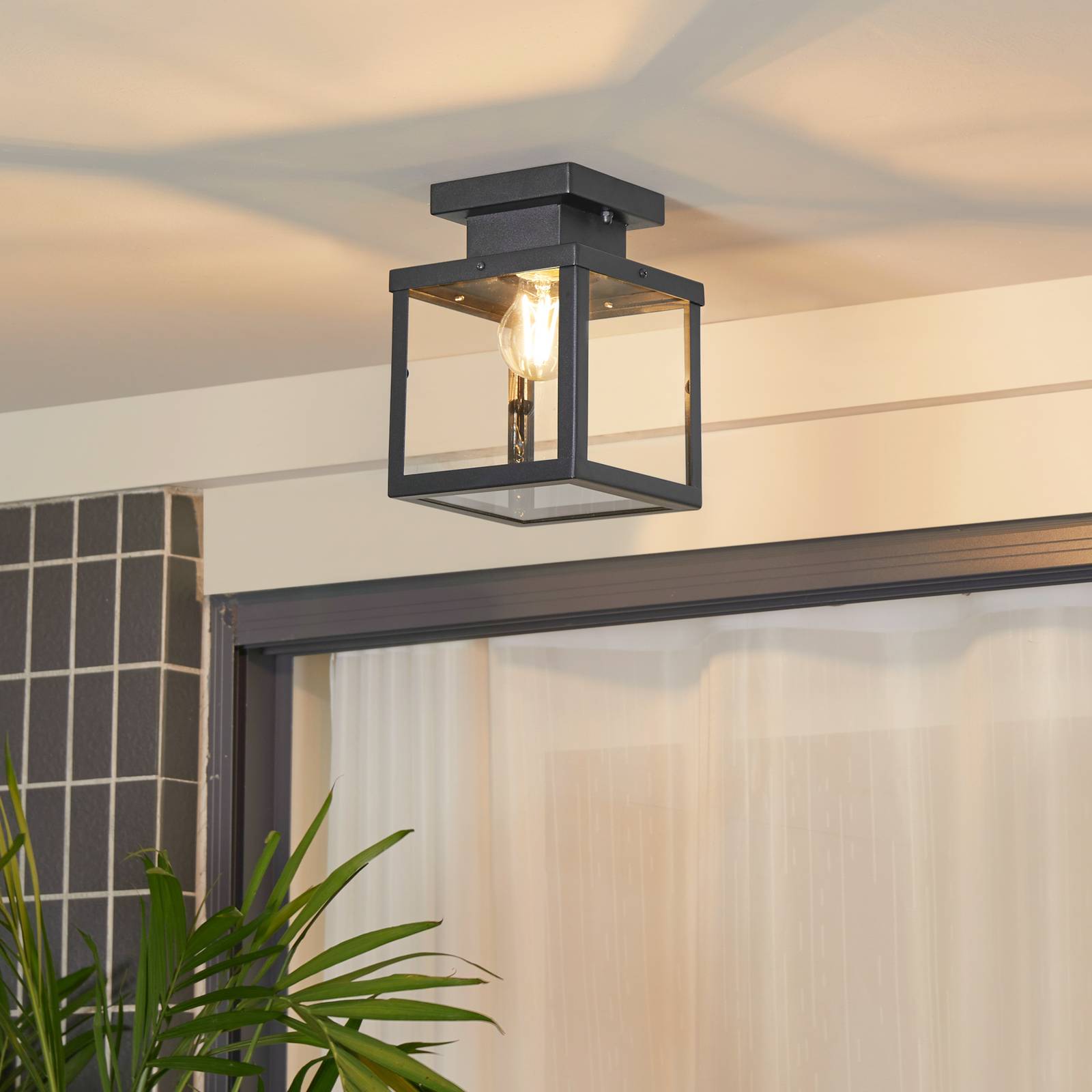 foto del prodotto lindby plafoniera da esterno mandus, nera, acciaio inox, 22 cm