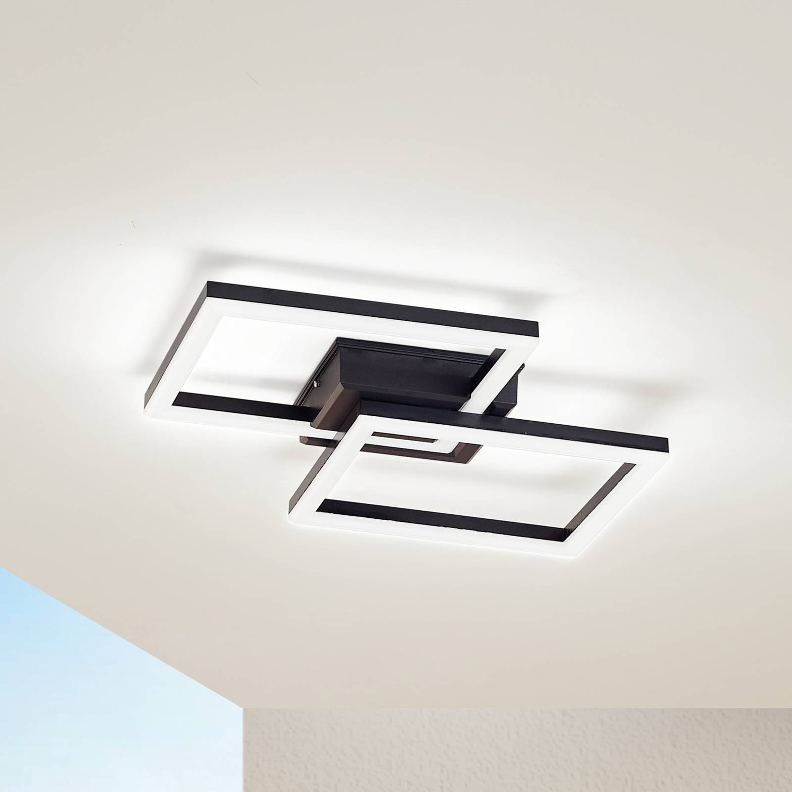 foto del prodotto lindby plafoniera led da esterni finian, 48 cm x 48 cm, cct dimmerabile