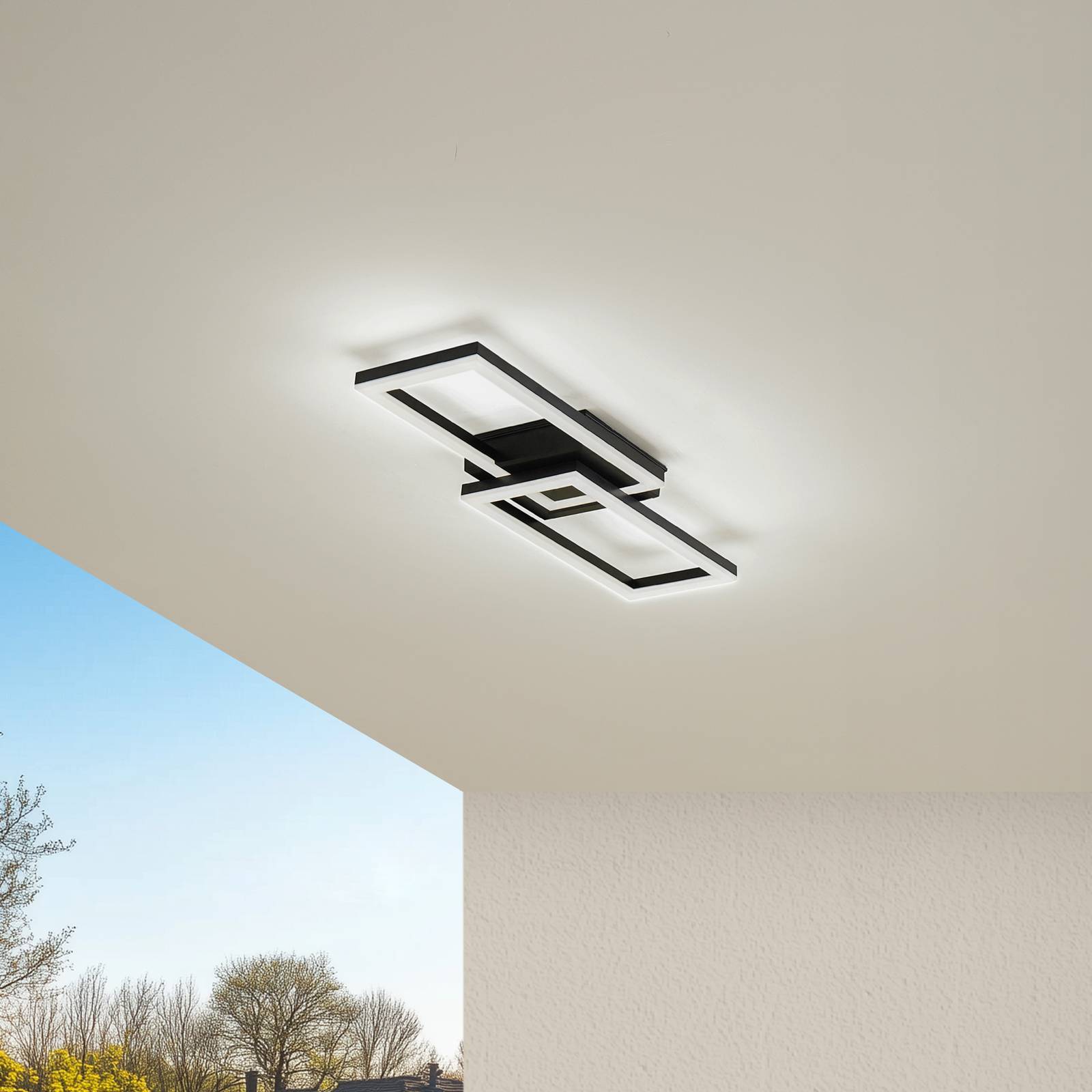 foto del prodotto lindby plafoniera led da esterni finian, 64 cm x 21 cm, cct dimmerabile