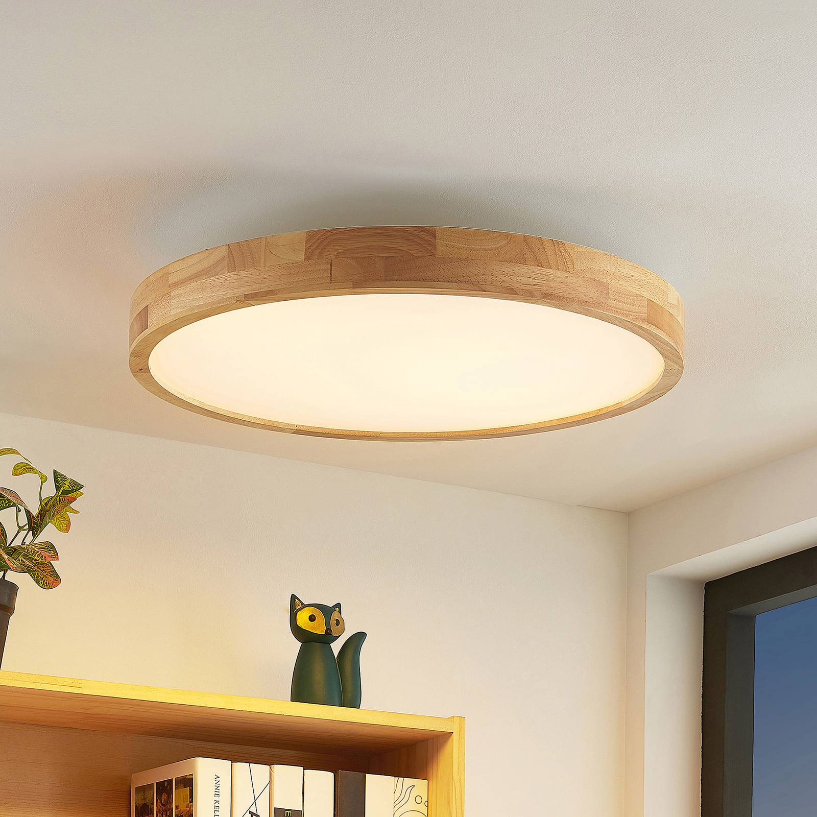 foto del prodotto lindby plafoniera led lanira, 60 cm, legno, telecomando, cct