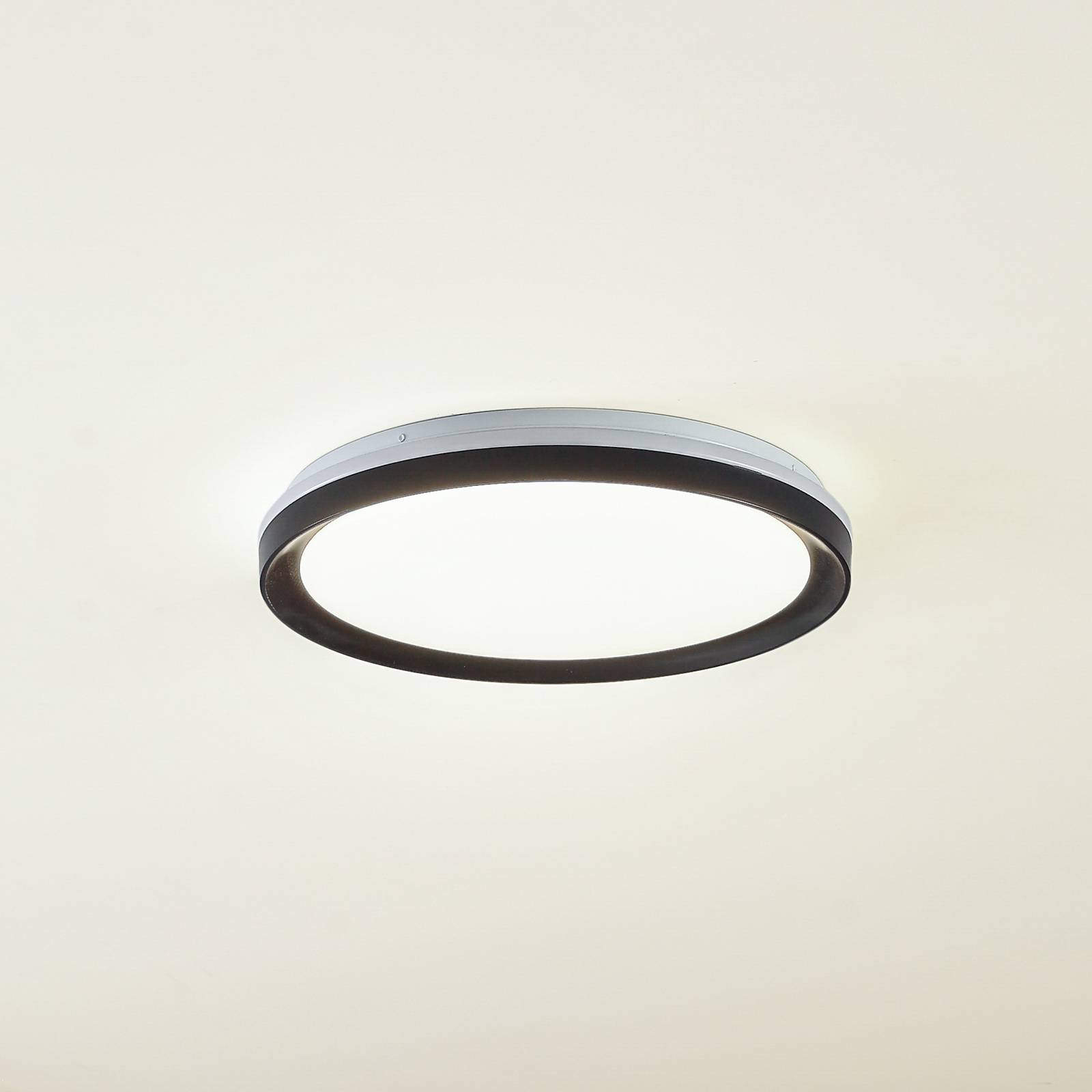 foto del prodotto lindby smart led plafoniera ardena, rgbic, altezza 8,5 cm, tuya