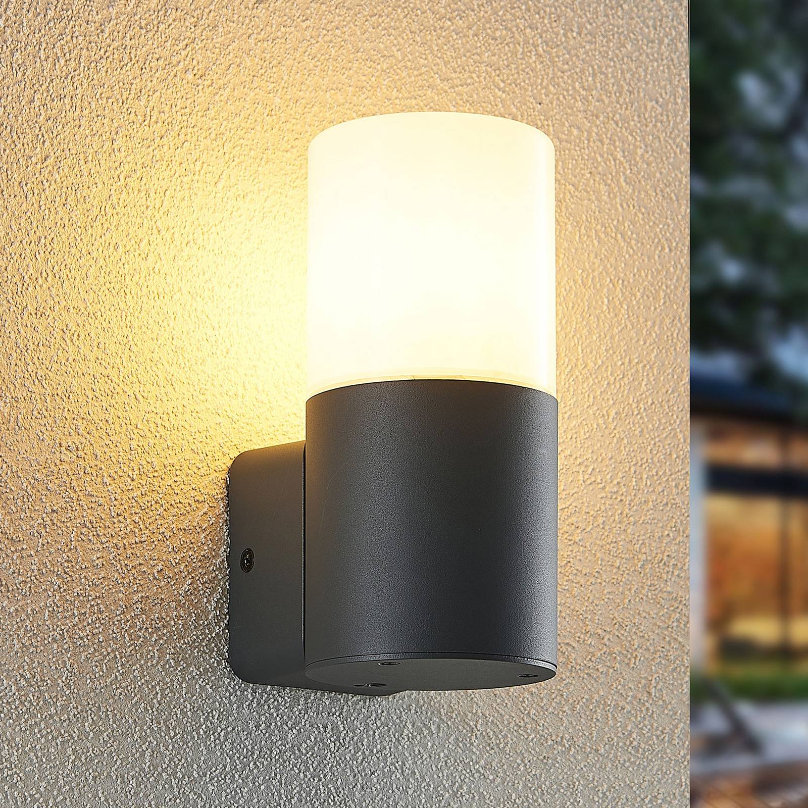 foto del prodotto lindby tabyn applique da esterni, 1 luce