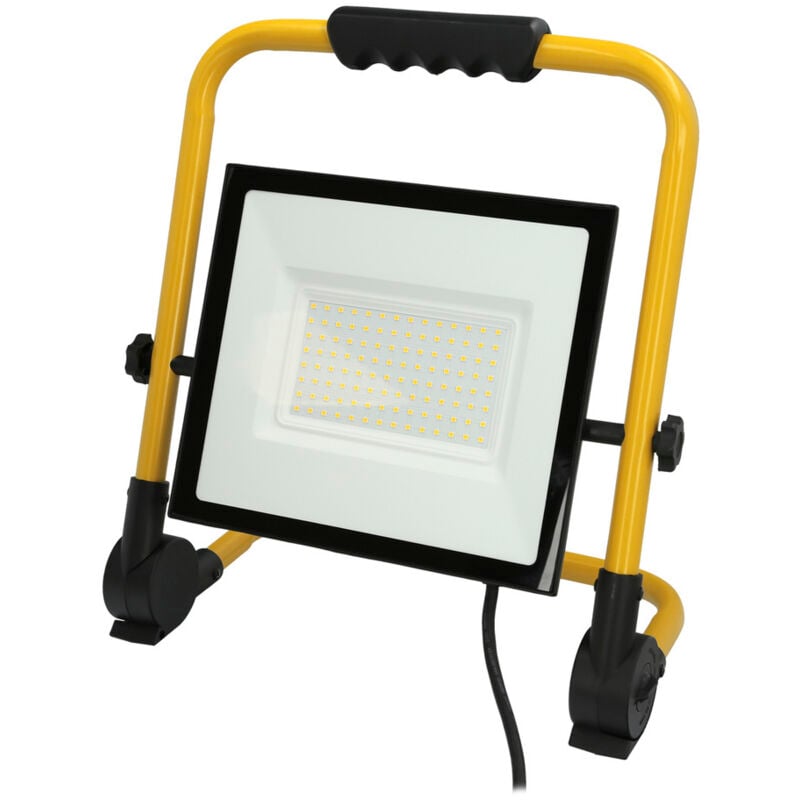 foto del prodotto linea professional faretto led flat 100 watt 4000 k ip 65 8000 lumen. con maniglia per il trasporto de. wolfpack