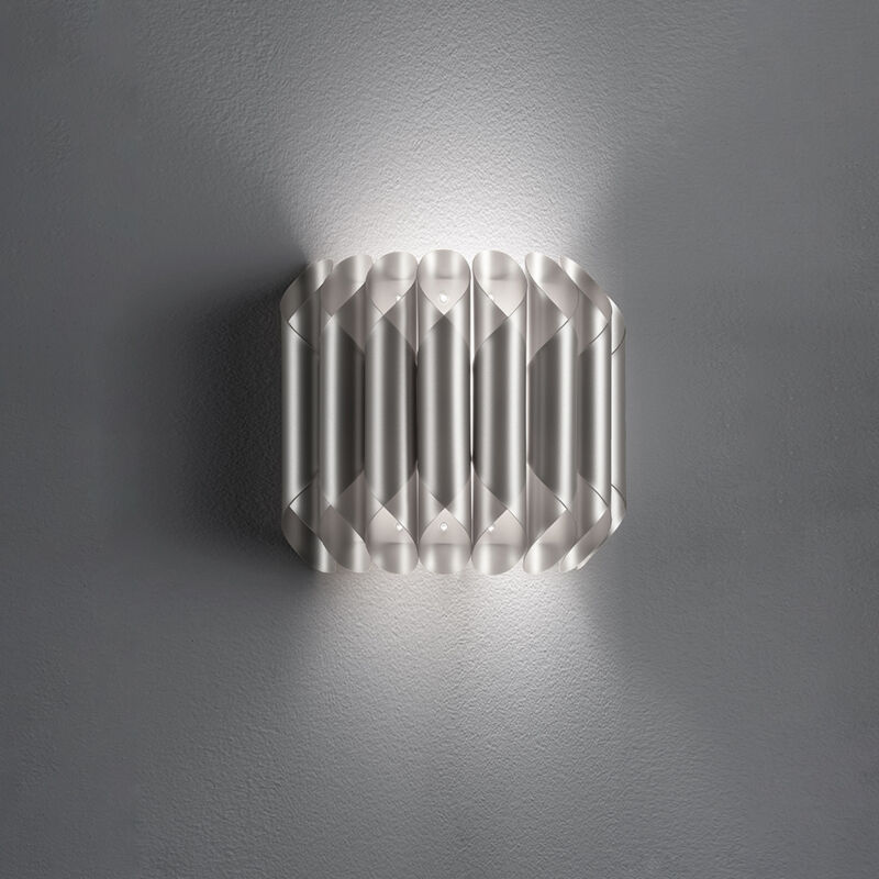 foto del prodotto linea zero applique moderna 1 luce louise in polilux silver made in italy