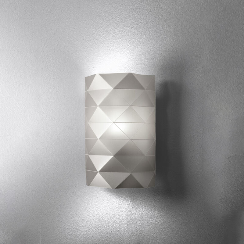 foto del prodotto linea zero applique moderna 1 luce prisma in polilux silver made in italy