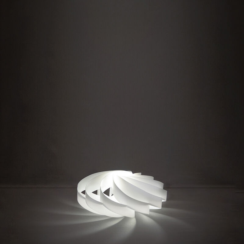 foto del prodotto linea zero lampada da tavolo 1 luce flat in polilux bianco d30 made in italy