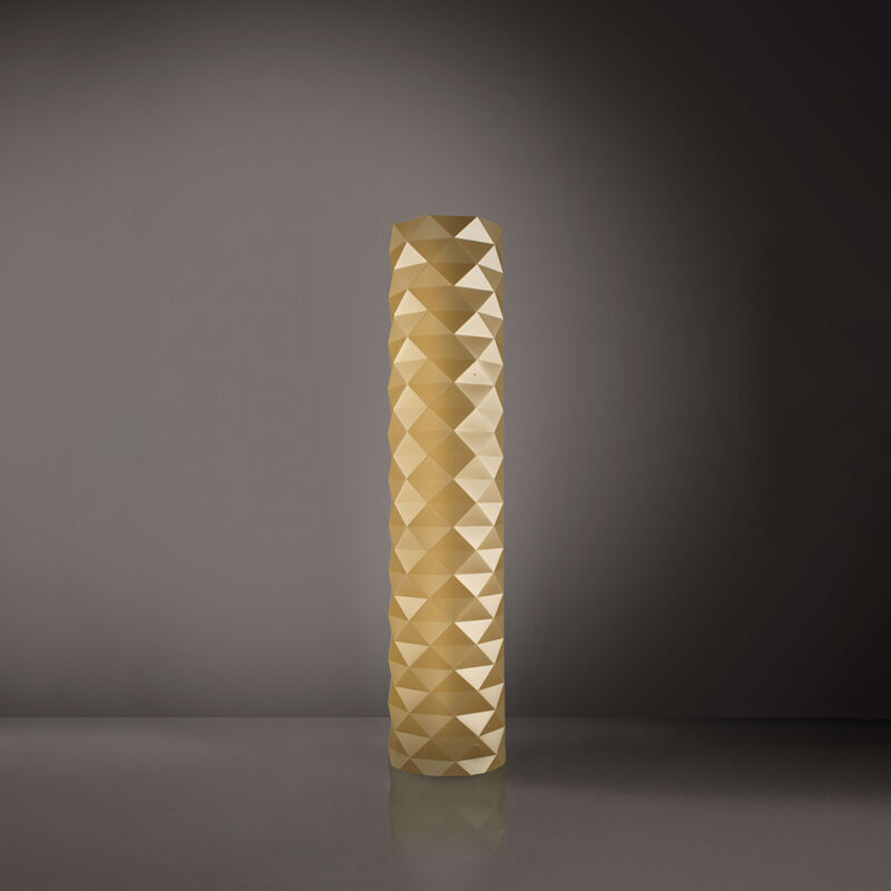 foto del prodotto linea zero lampada da terra moderna 3 luci prisma in polilux oro h122 made in italy