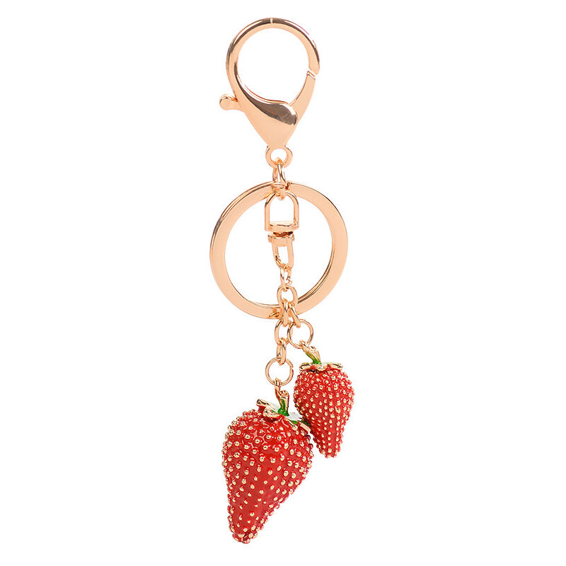 foto del prodotto linjou squisito portachiavi in lega con fragole fresche dipinte a olio, regalo di compleanno, ciondolo per chiavi, ciondolo per borsa da donna