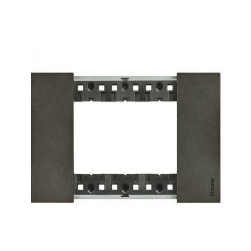 foto del prodotto living now placca 3 moduli in zama colore space ka4803ng bticino