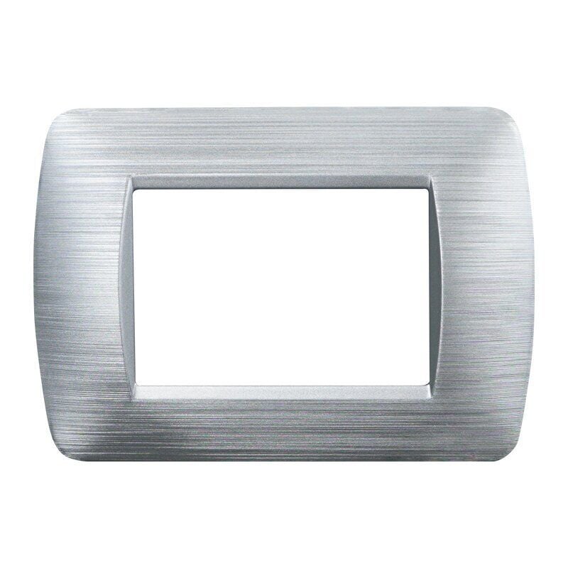 foto del prodotto ln85315 placca plastica serie space 3p colore silver satinato compatibile con bticino living light ettroit