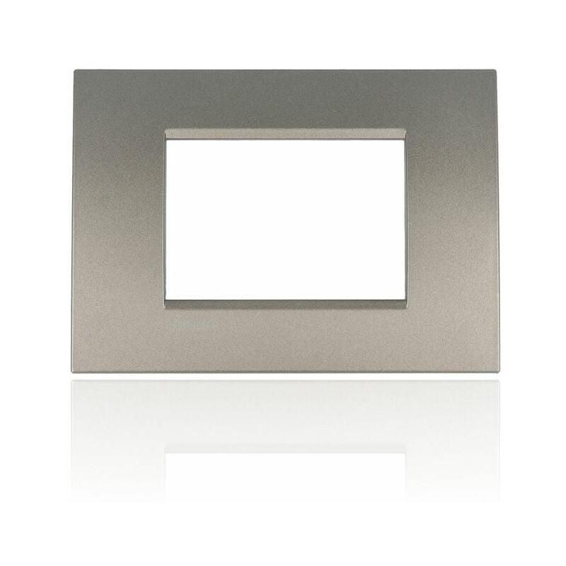 foto del prodotto lna4803ae placca quadra 3 moduli avenue livinglight bticino