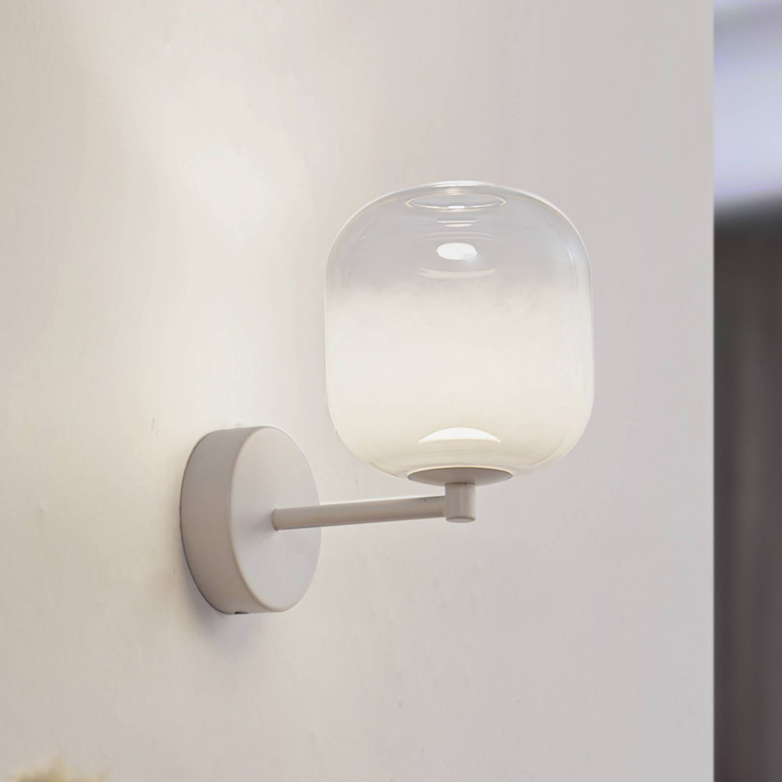 foto del prodotto lucande applique a led avelina, bianco