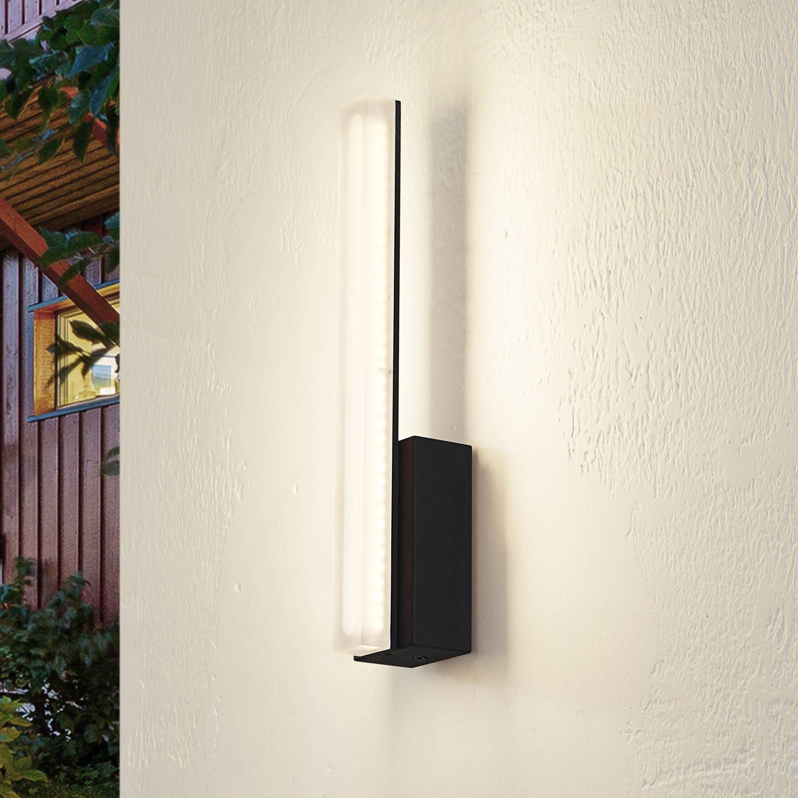 foto del prodotto lucande applique a led lisana, verticale, ip44