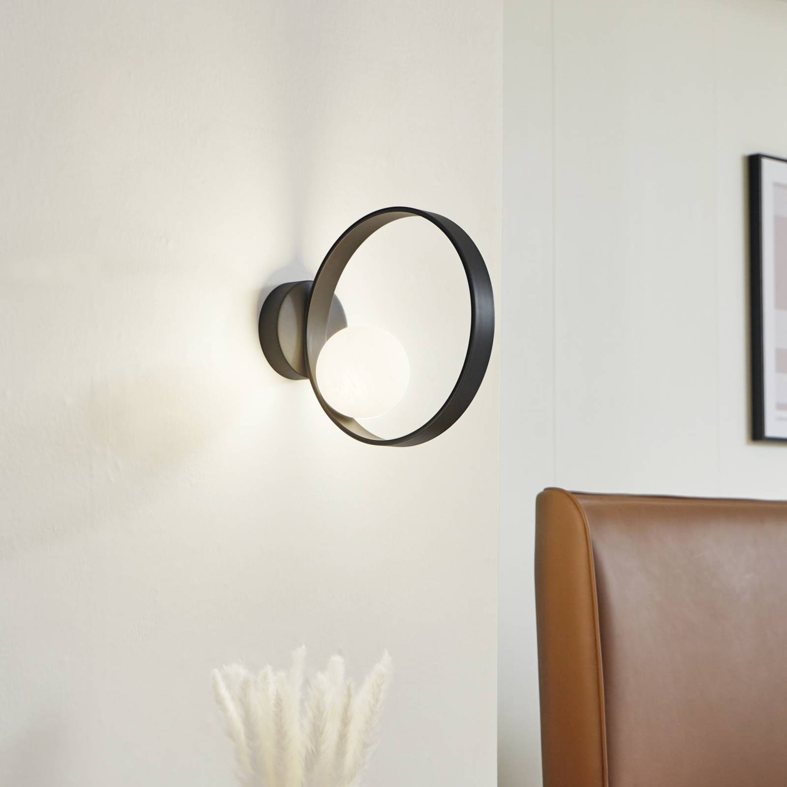 foto del prodotto lucande applique a led luneo, nero opal, vetro, 30 cm