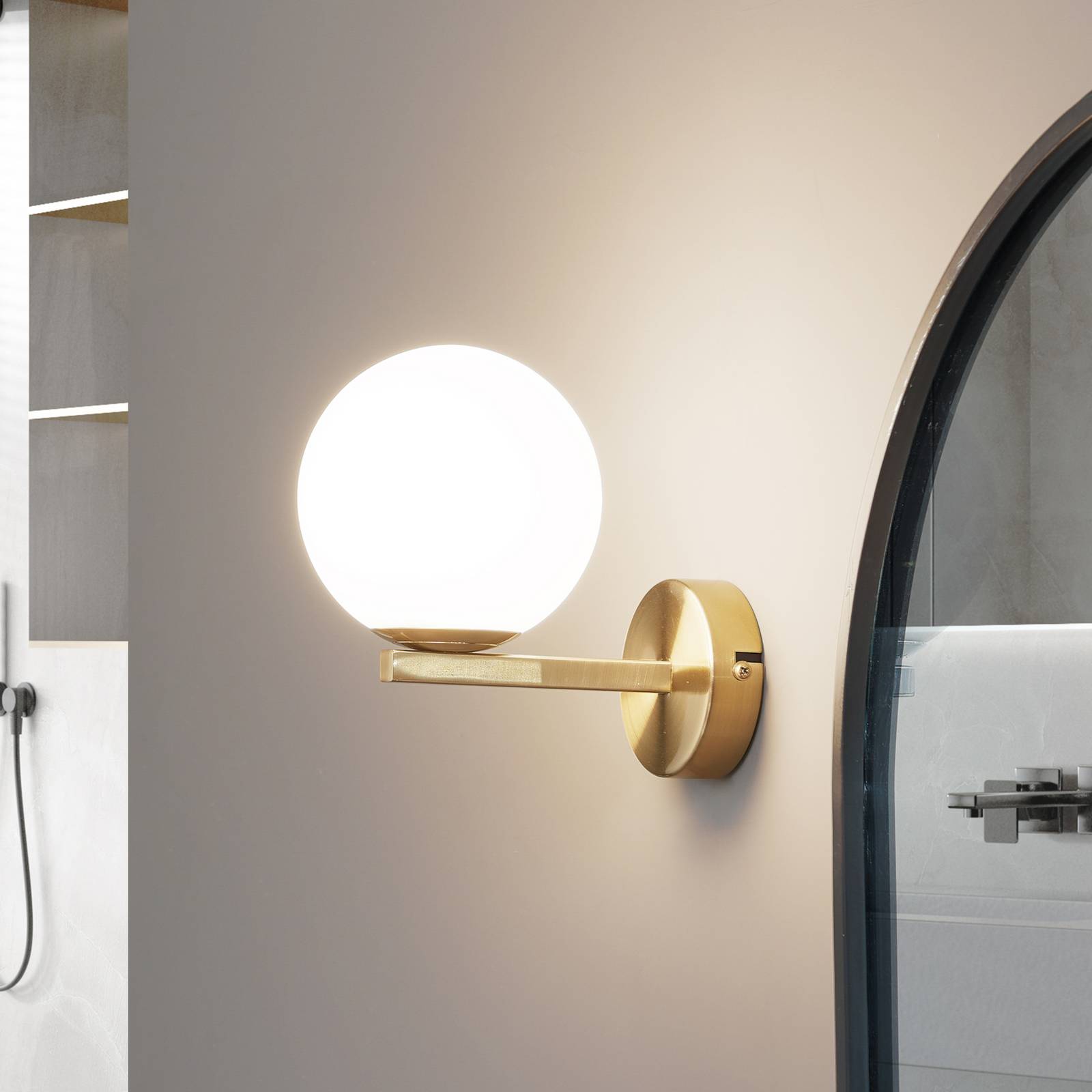 foto del prodotto lucande applique bidolo, colore ottone, vetro, 12 cm, ip44