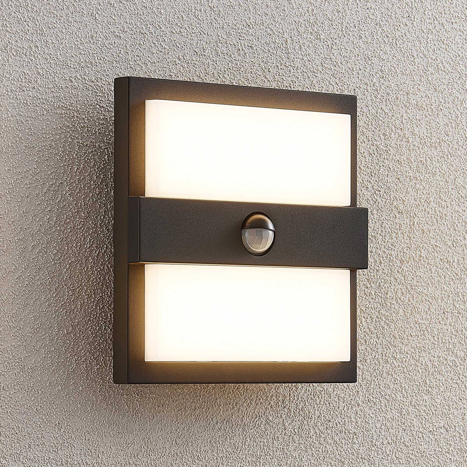 foto del prodotto lucande applique da esterni led gylfi, 20 cm, nero, sensore