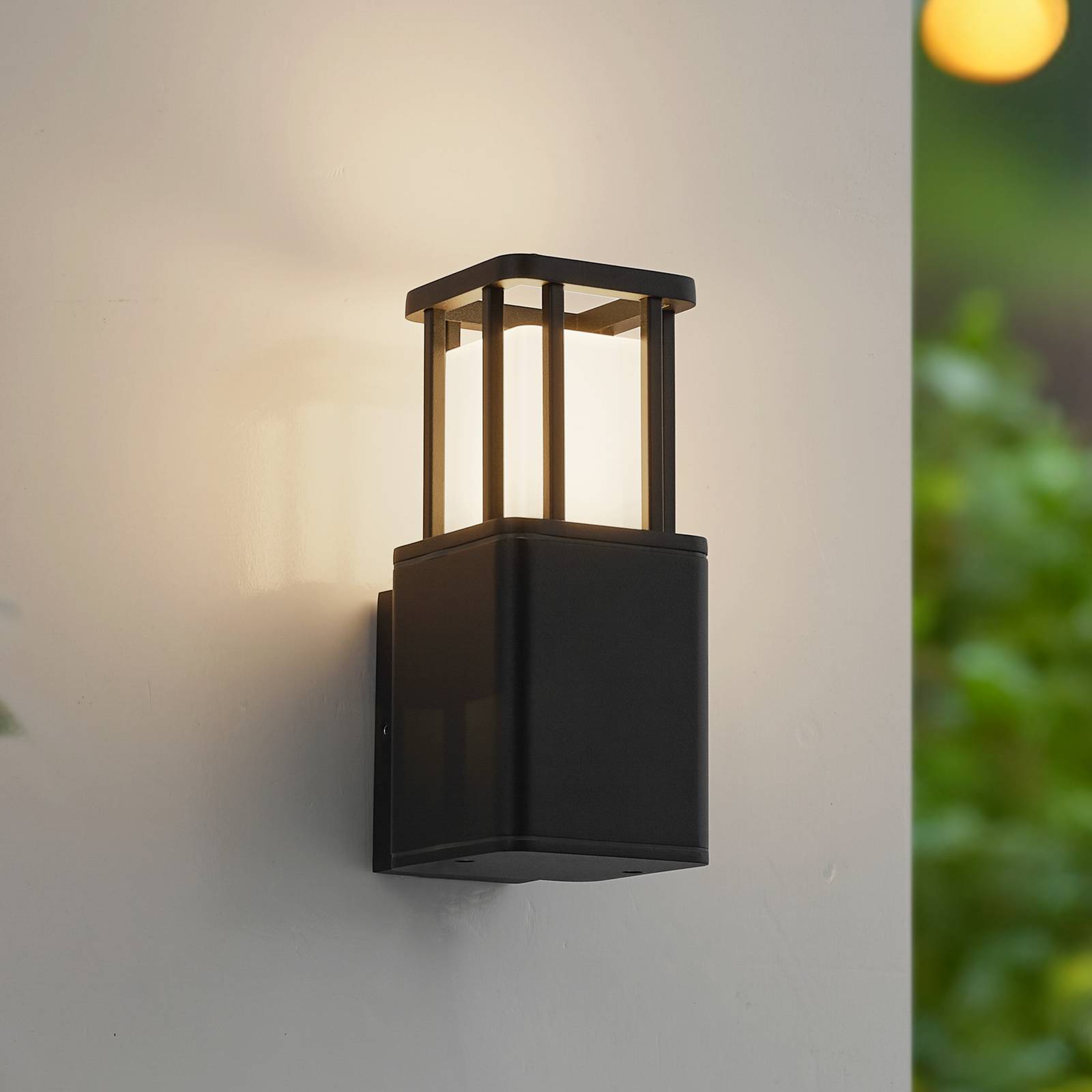 foto del prodotto lucande applique da esterno a led dakil, nero, alluminio