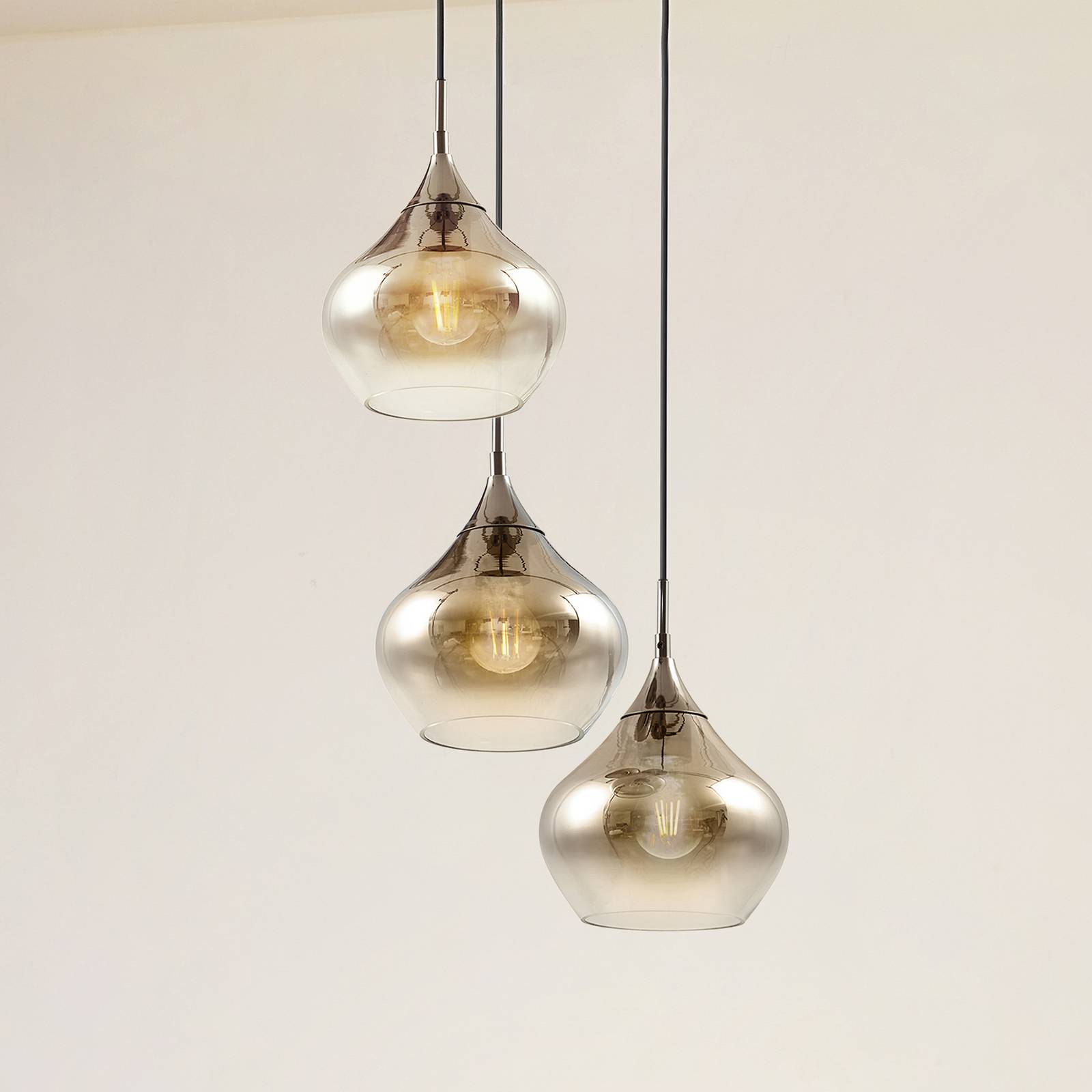 foto del prodotto lucande lampada a sospensione jarven, a 3 luci, nera, vetro