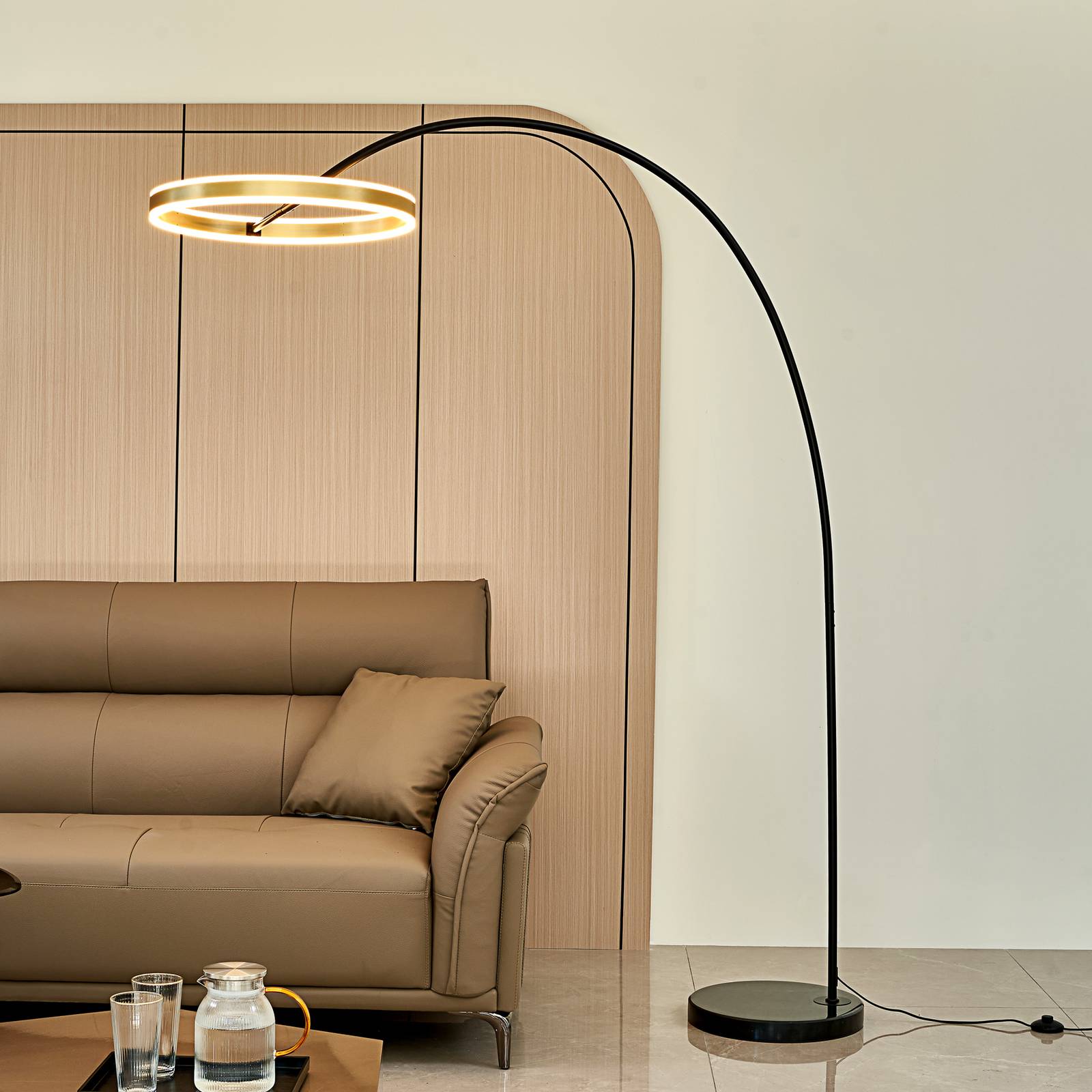 foto del prodotto lucande lampada ad arco a led yekta, color ottone, 183 cm, dimmerabile