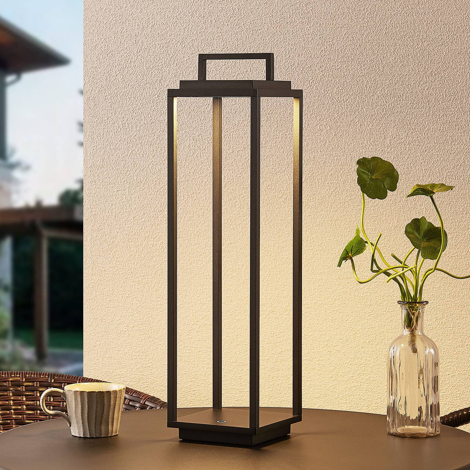 foto del prodotto lucande lampada da esterno elaja, nera, batteria ricaricabile, usb,