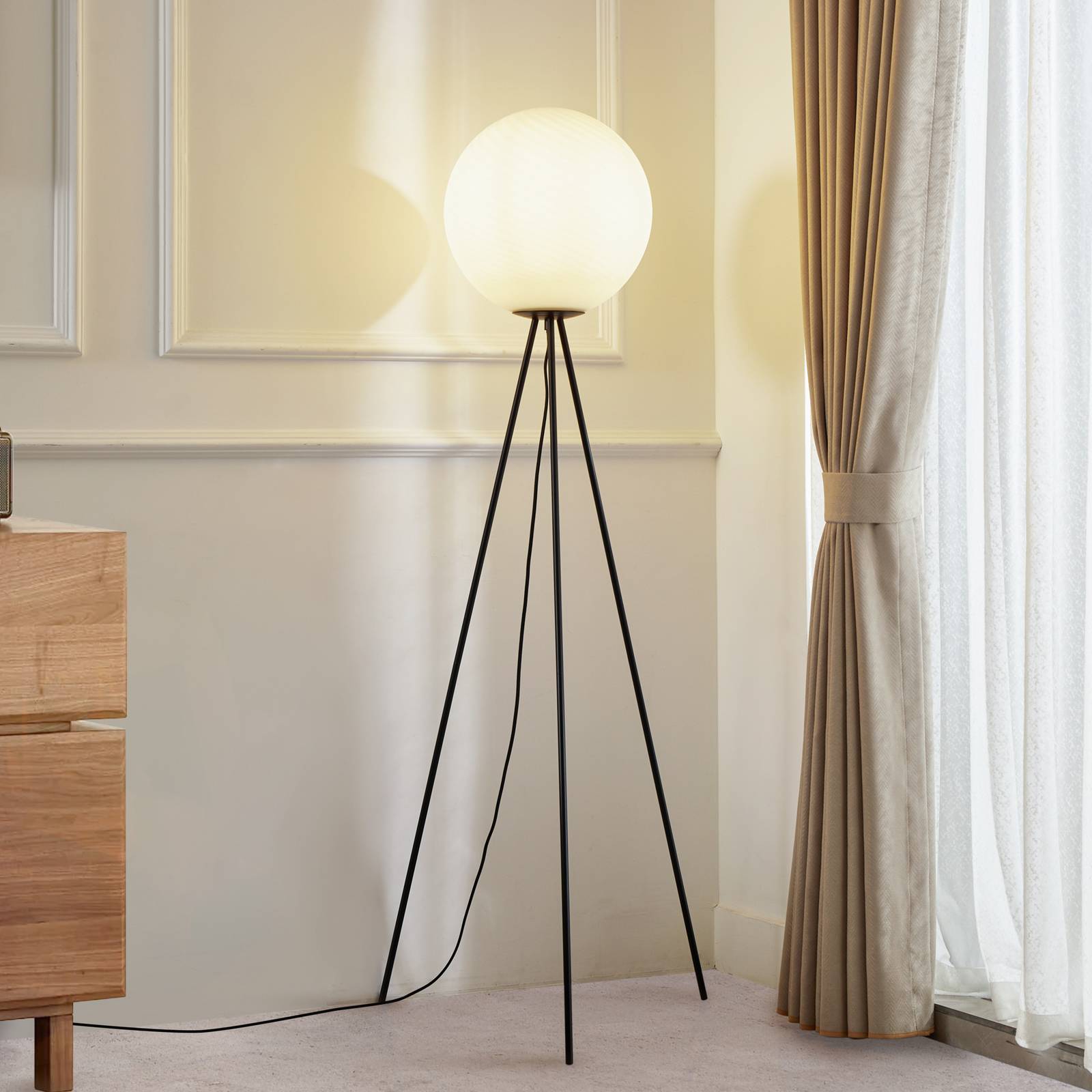 foto del prodotto lucande, lampada da terra kestralia, bianco, vetro, 35 cm, e27