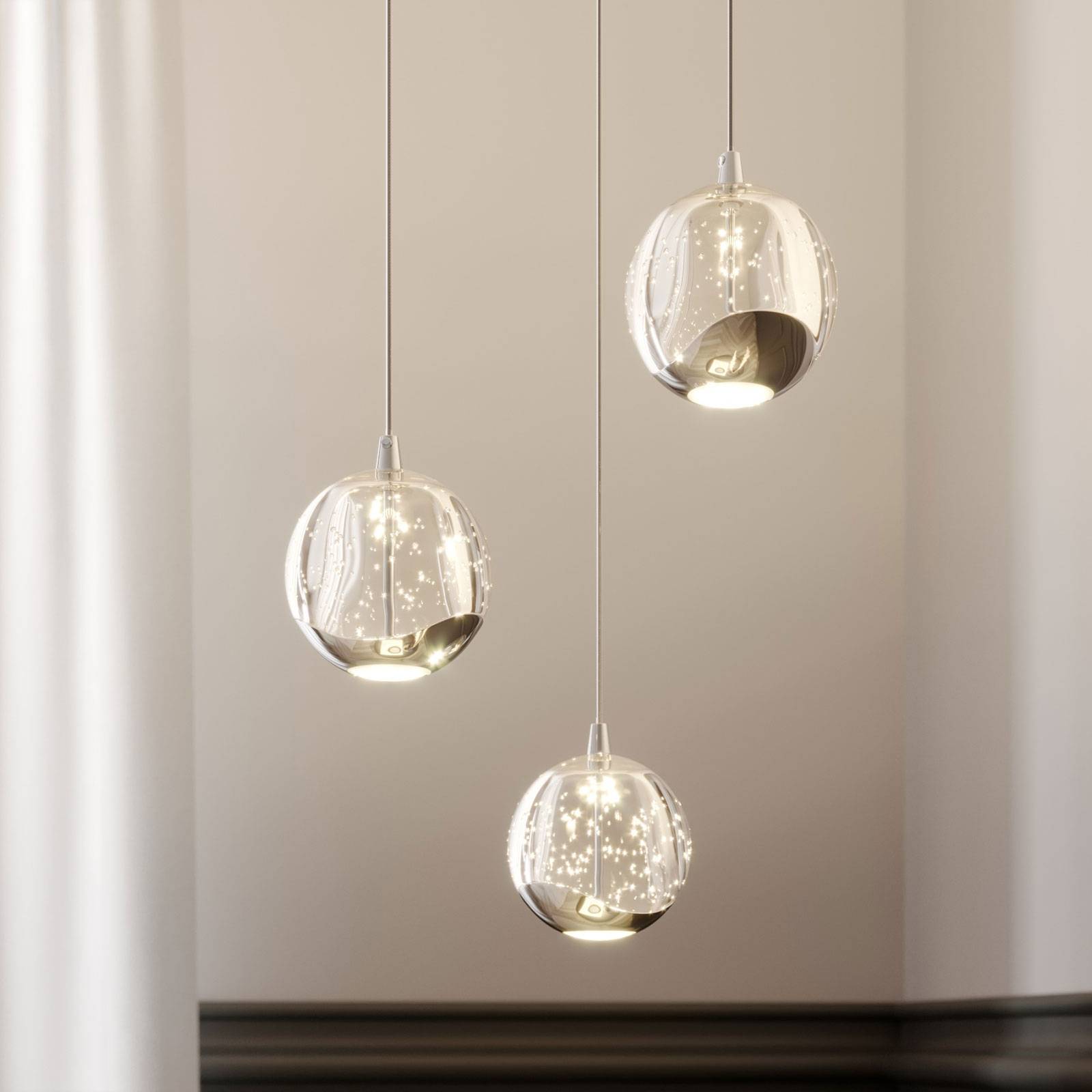 foto del prodotto lucande lampada led a sospensione hayley, 25 cm, a 3 luci, cromo, vetro