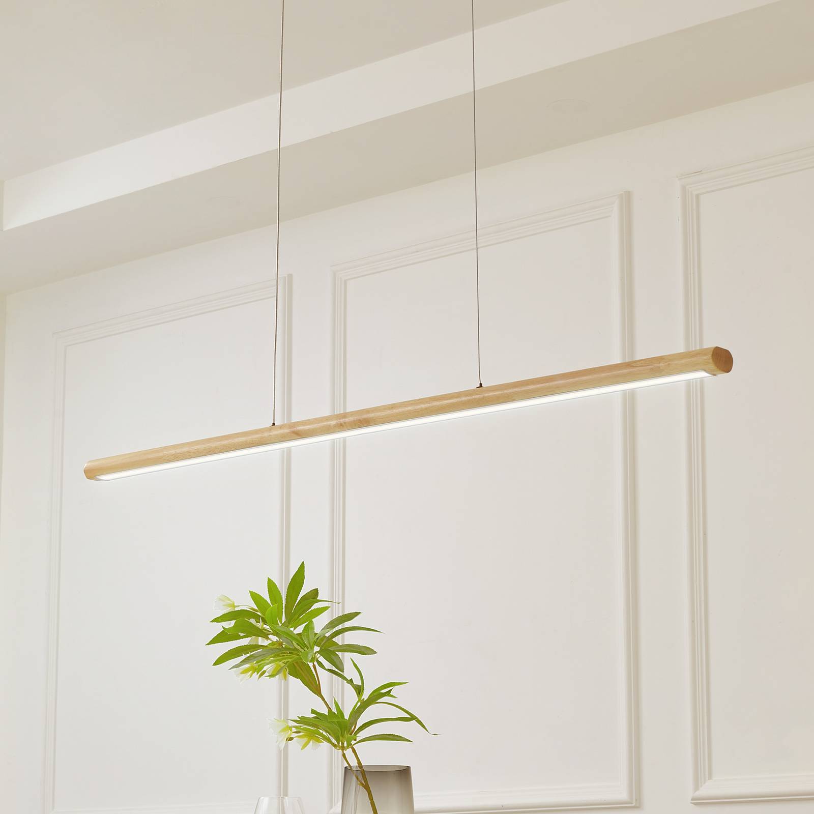 foto del prodotto lucande lampada led a sospensione maruta, legno, trave, 120 cm, 3000k