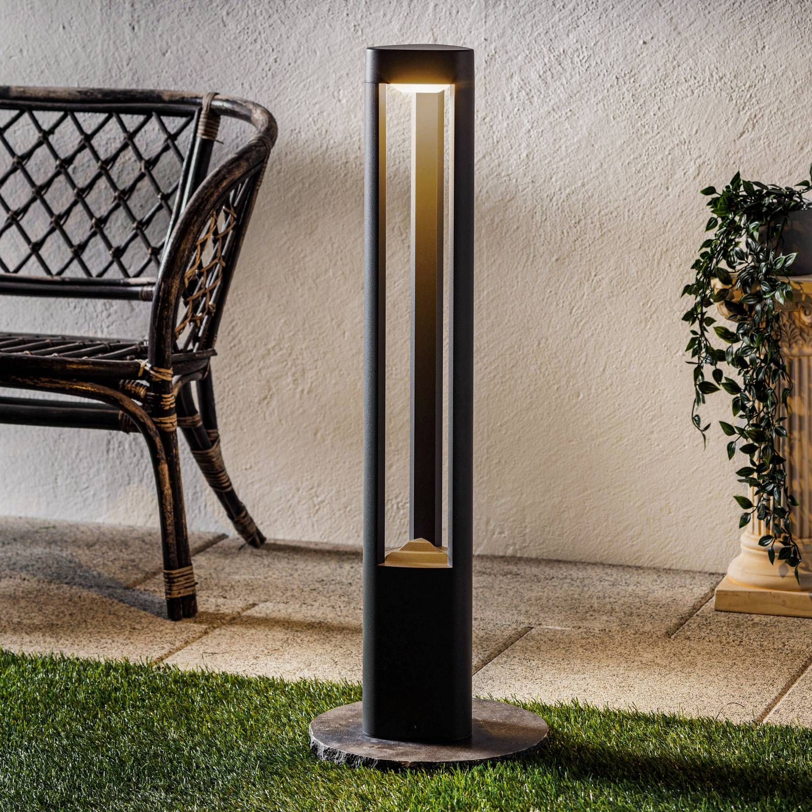 foto del prodotto lucande lampione a led pirron, 80 cm, triangolare, ip54